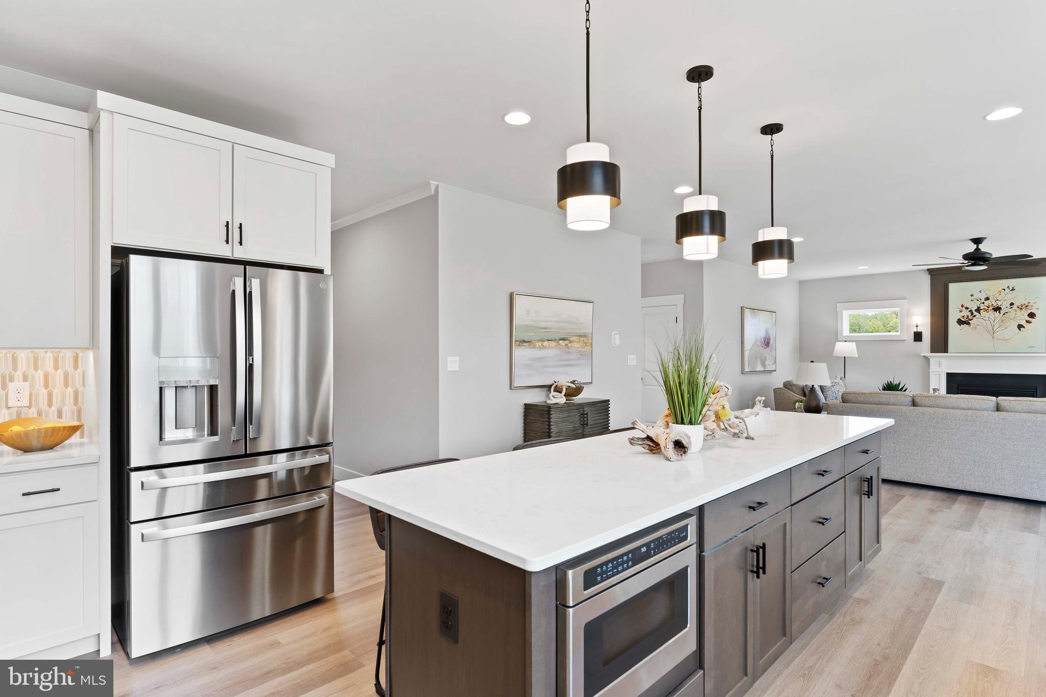 WILSHIRE ESTATES - Residential