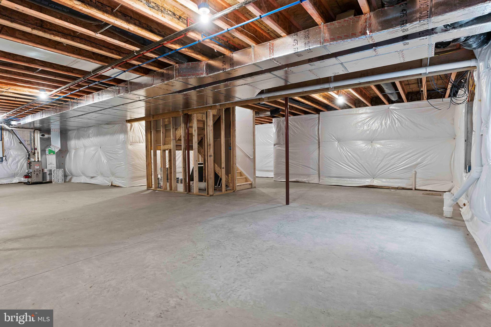 WILSHIRE ESTATES - Residential