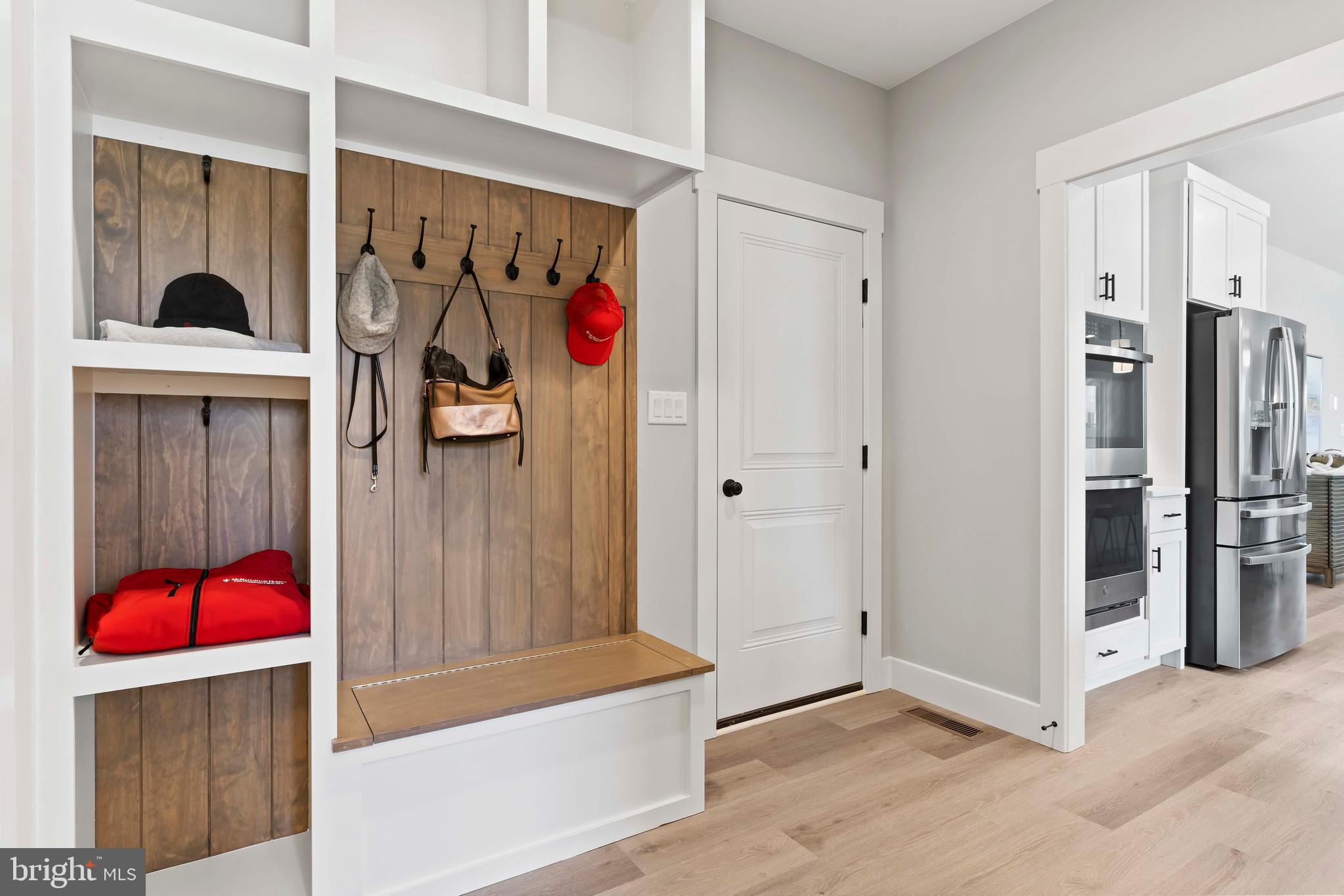 WILSHIRE ESTATES - Residential