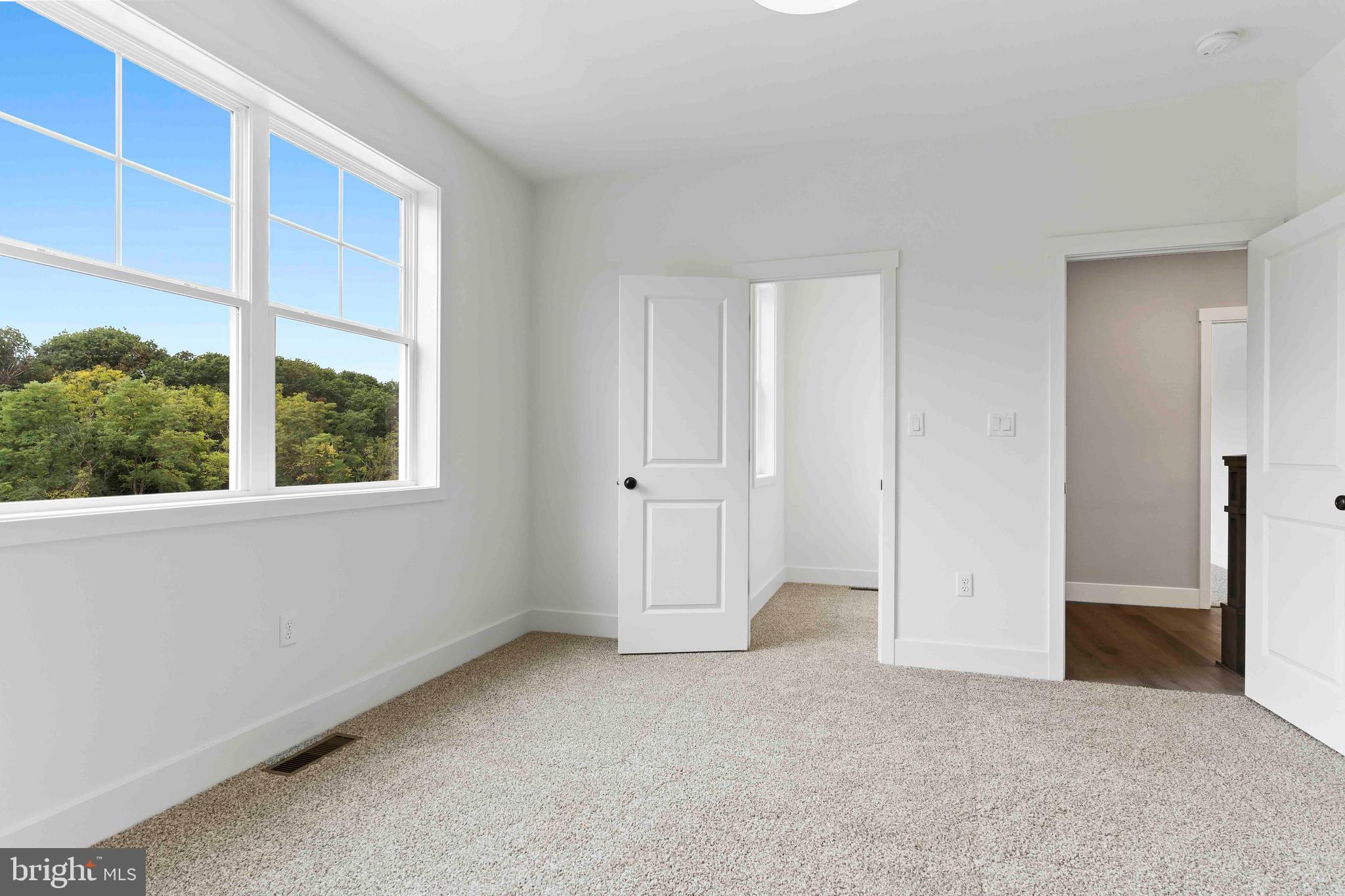 WILSHIRE ESTATES - Residential