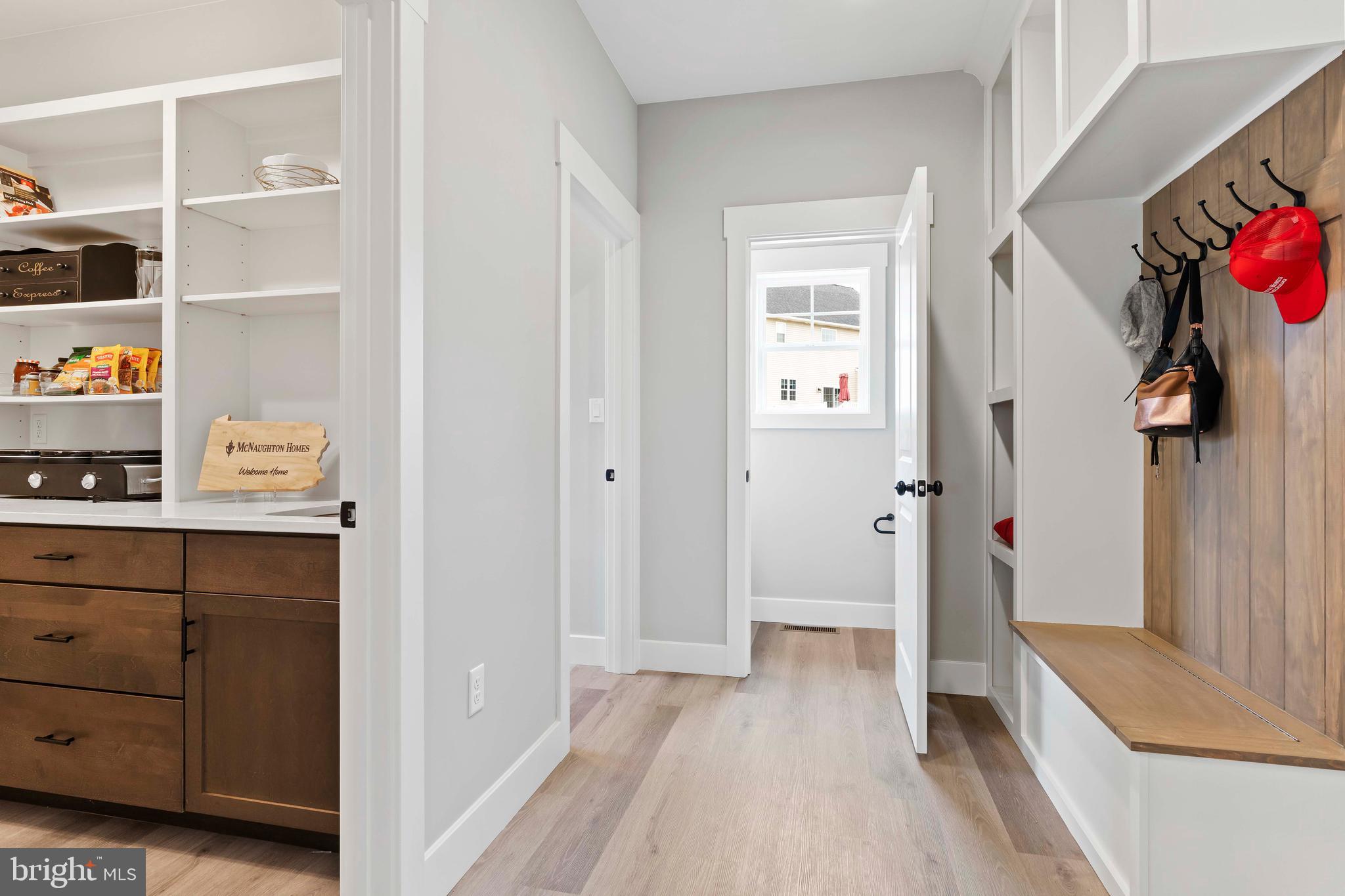 WILSHIRE ESTATES - Residential