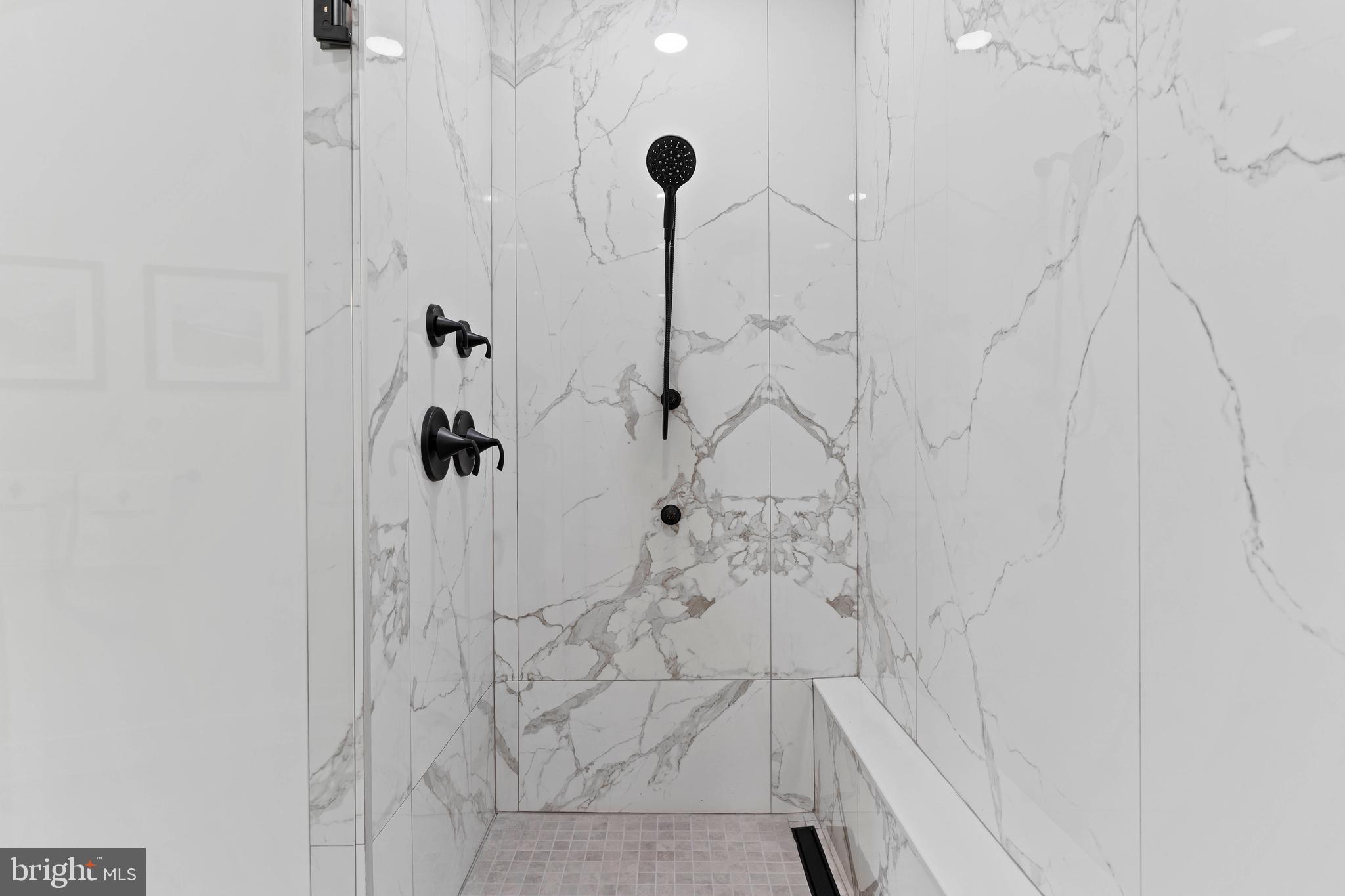 WILSHIRE ESTATES - Residential