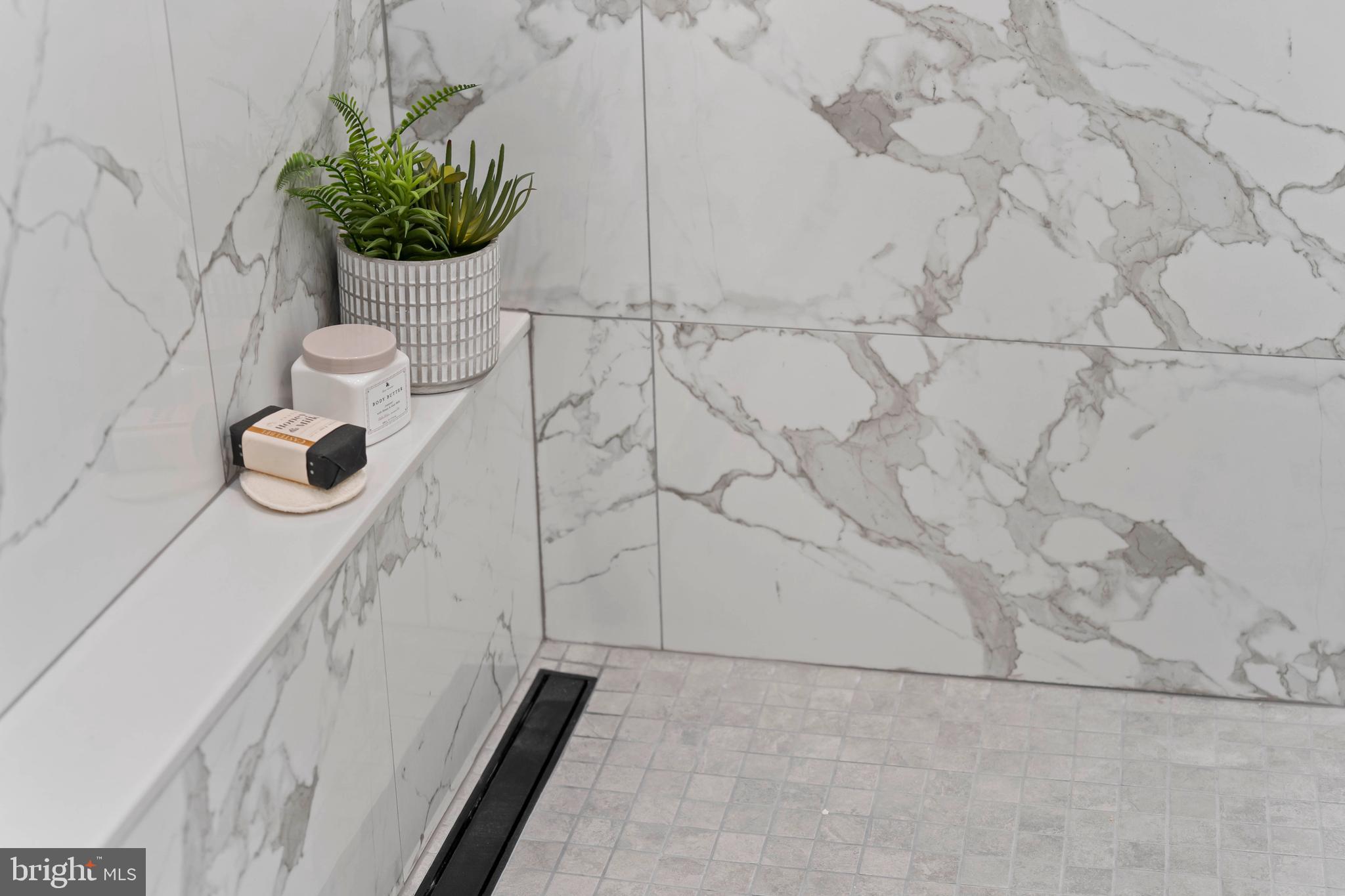 WILSHIRE ESTATES - Residential