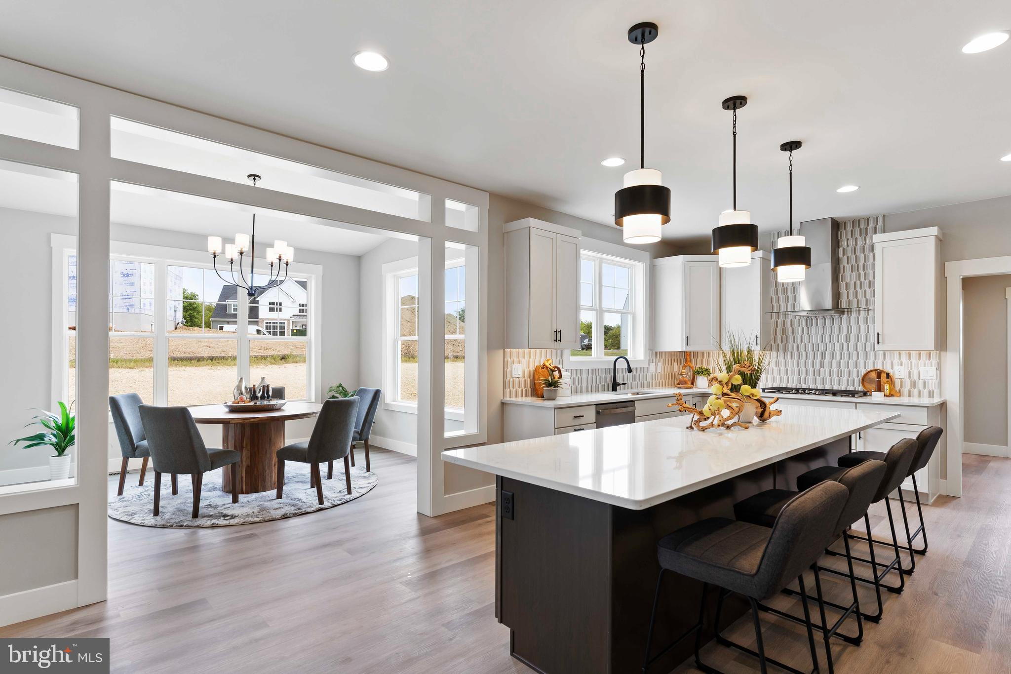 WILSHIRE ESTATES - Residential