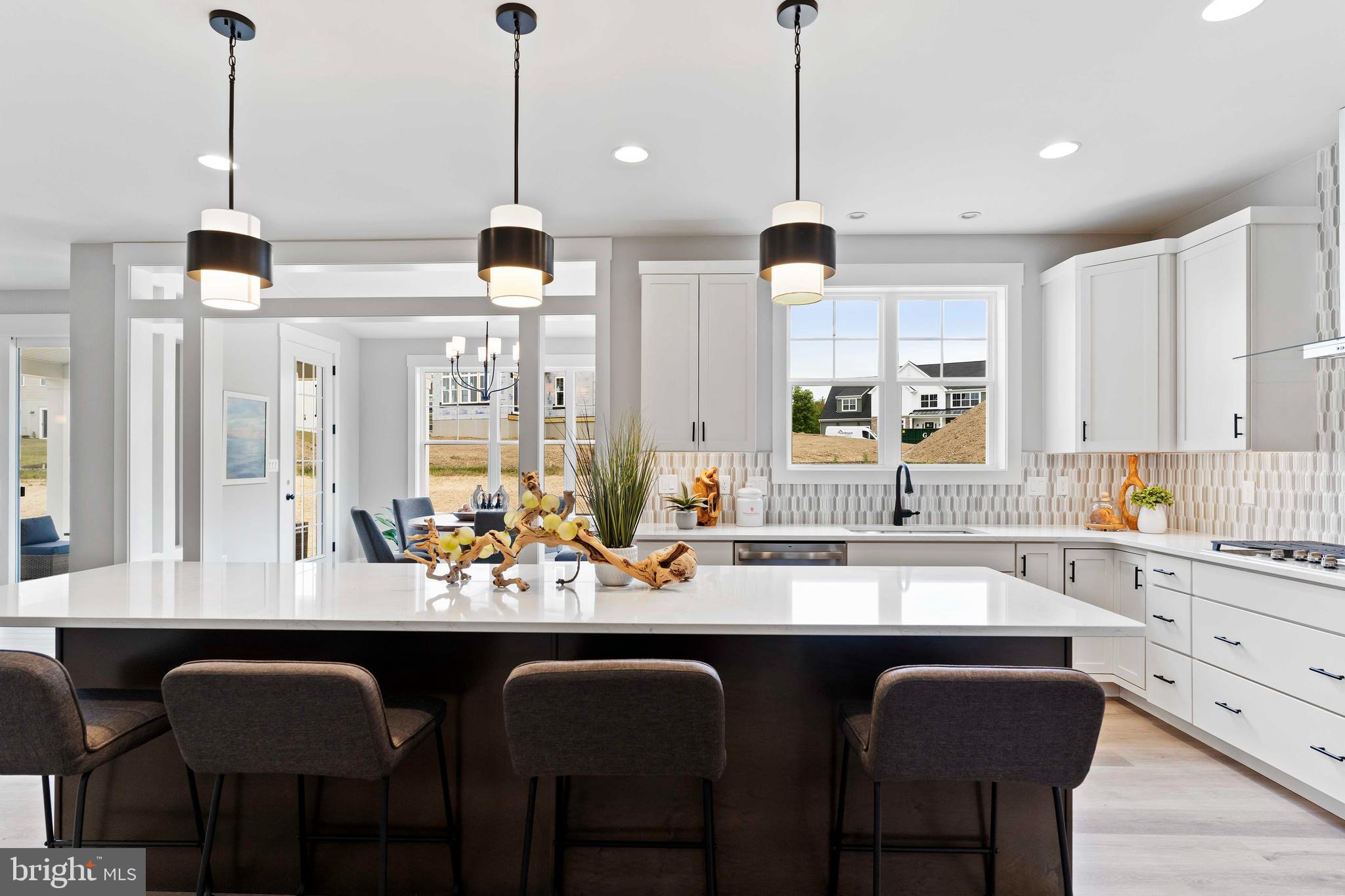 WILSHIRE ESTATES - Residential