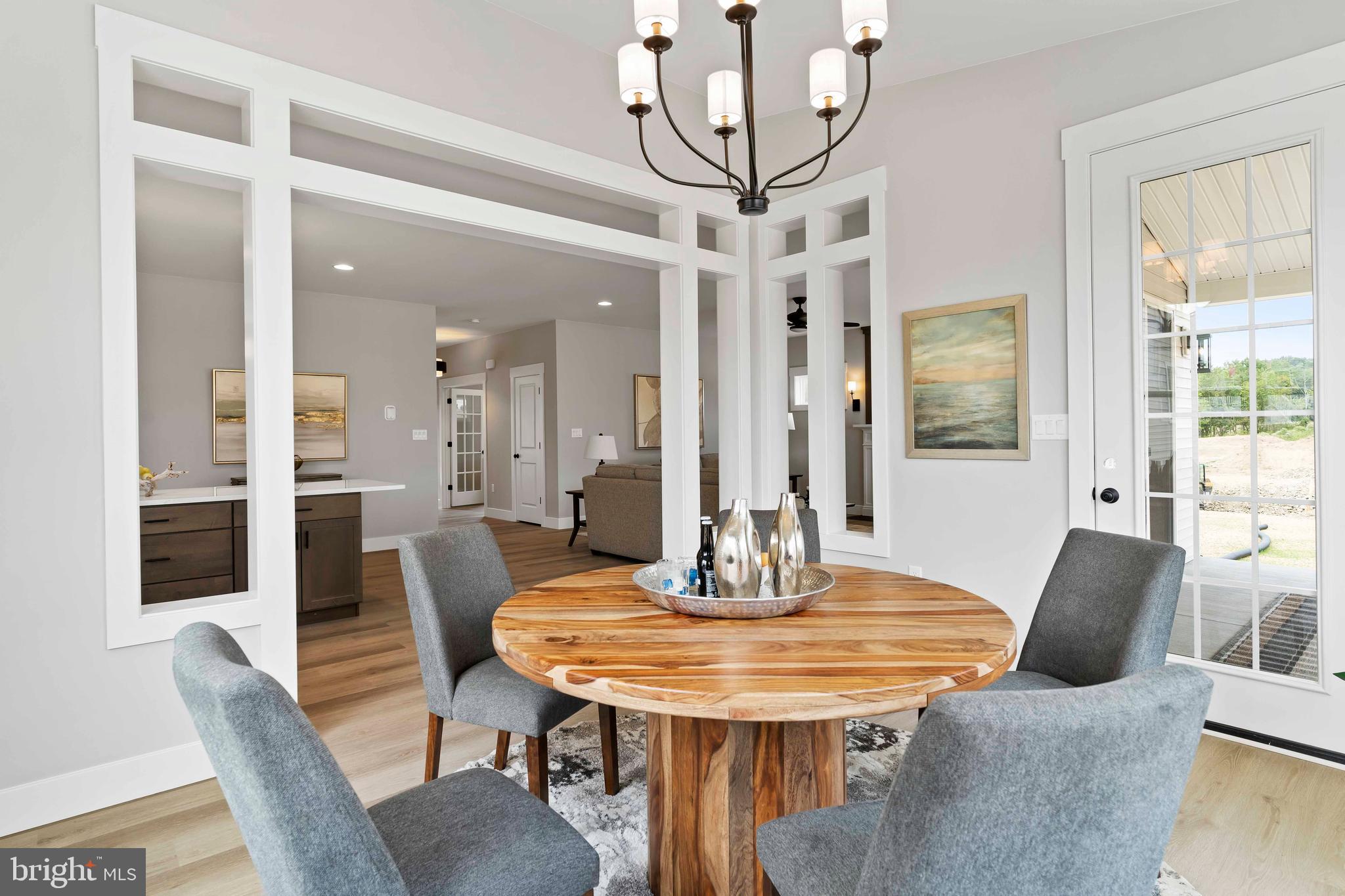 WILSHIRE ESTATES - Residential