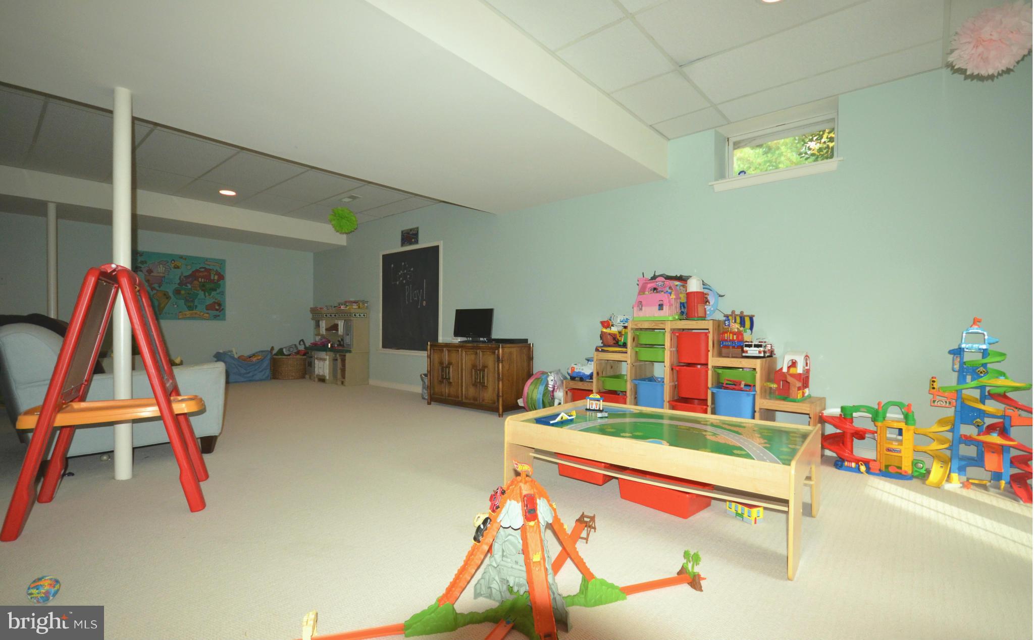 THE FIELDS AT SEMINARY - Residential