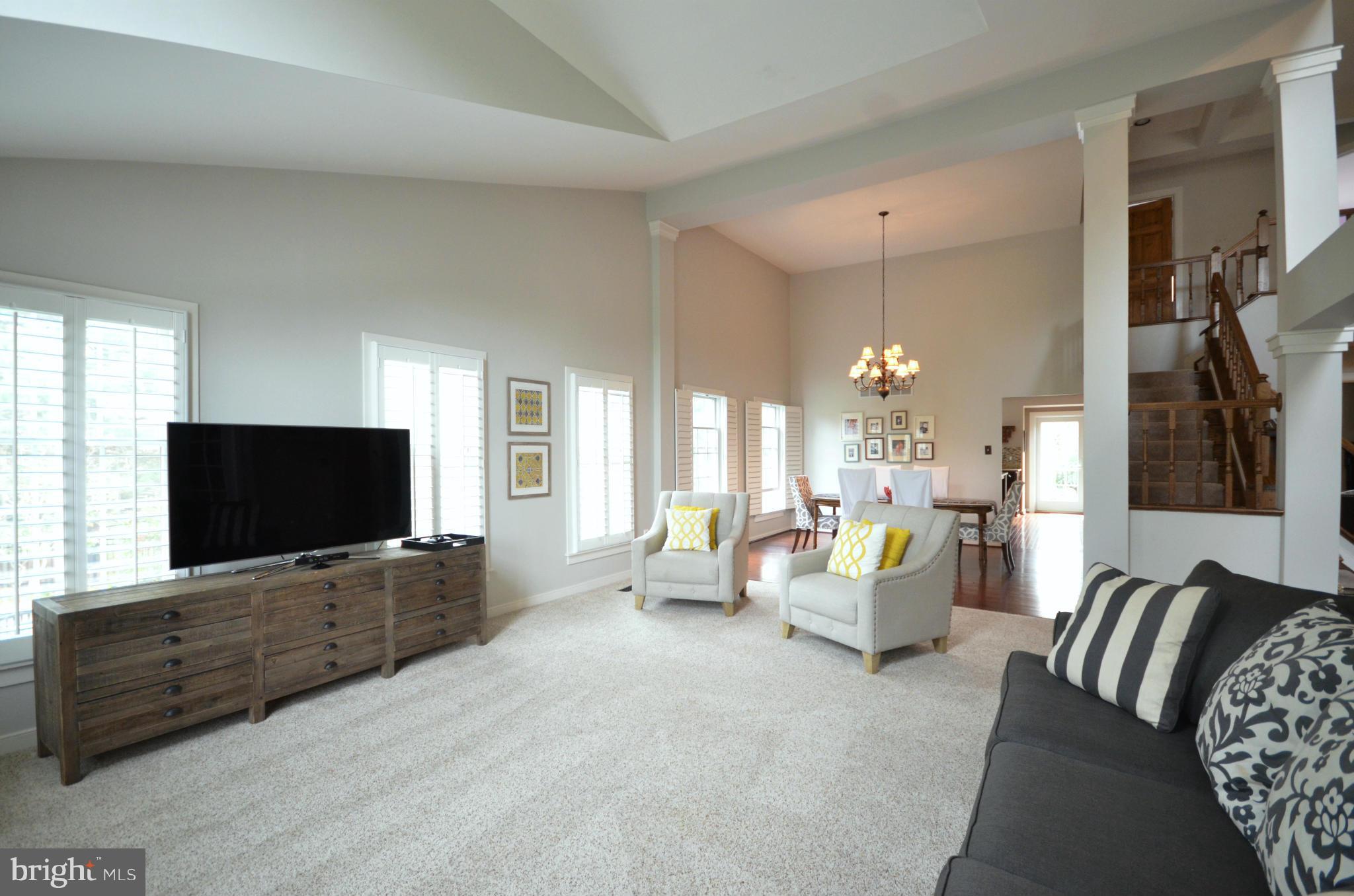 THE FIELDS AT SEMINARY - Residential