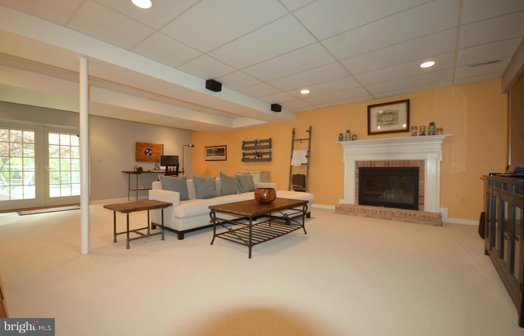 THE FIELDS AT SEMINARY - Residential