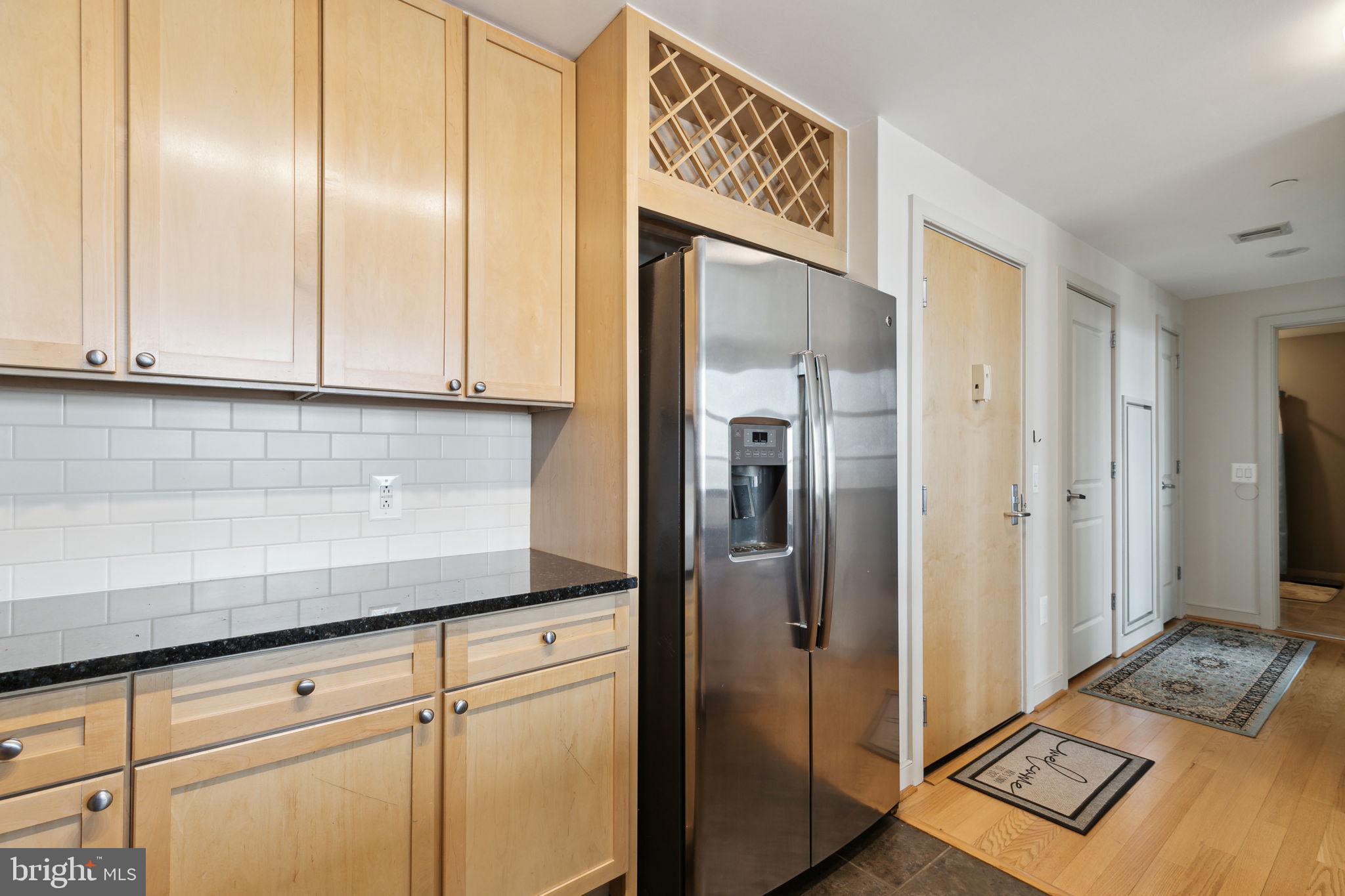AVENUE OF THE ARTS - Residential