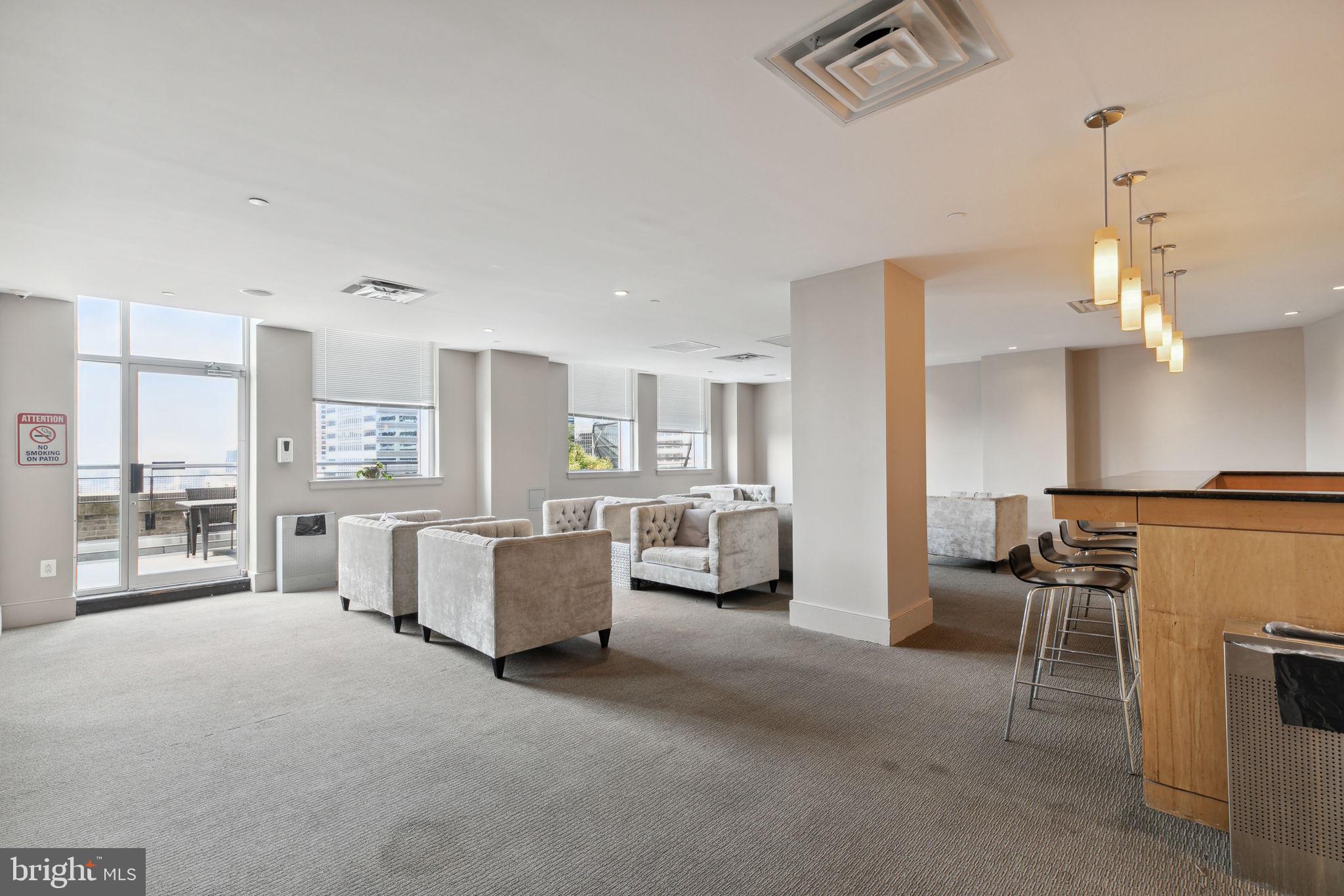 AVENUE OF THE ARTS - Residential