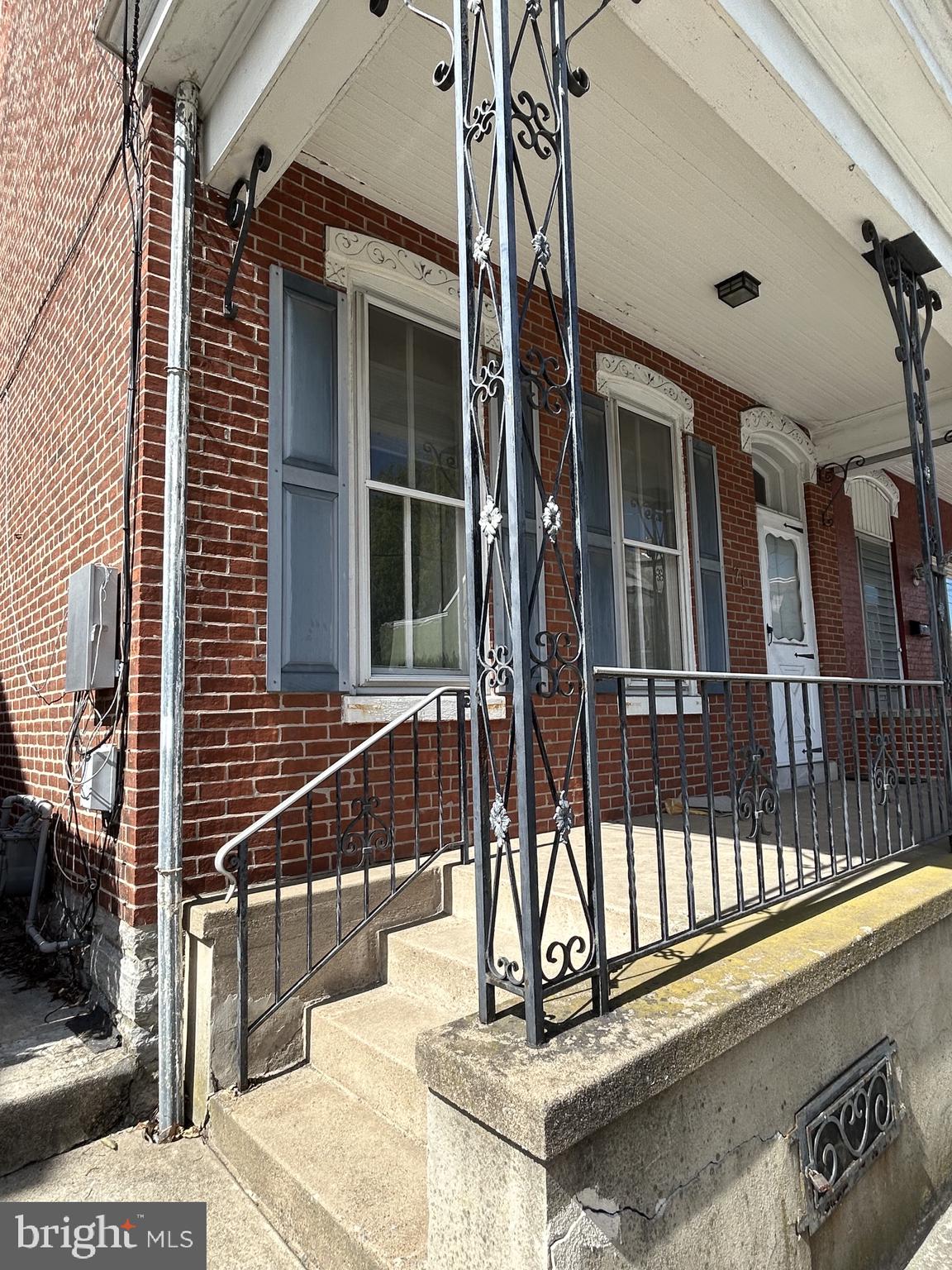 71 NOBLE STREET