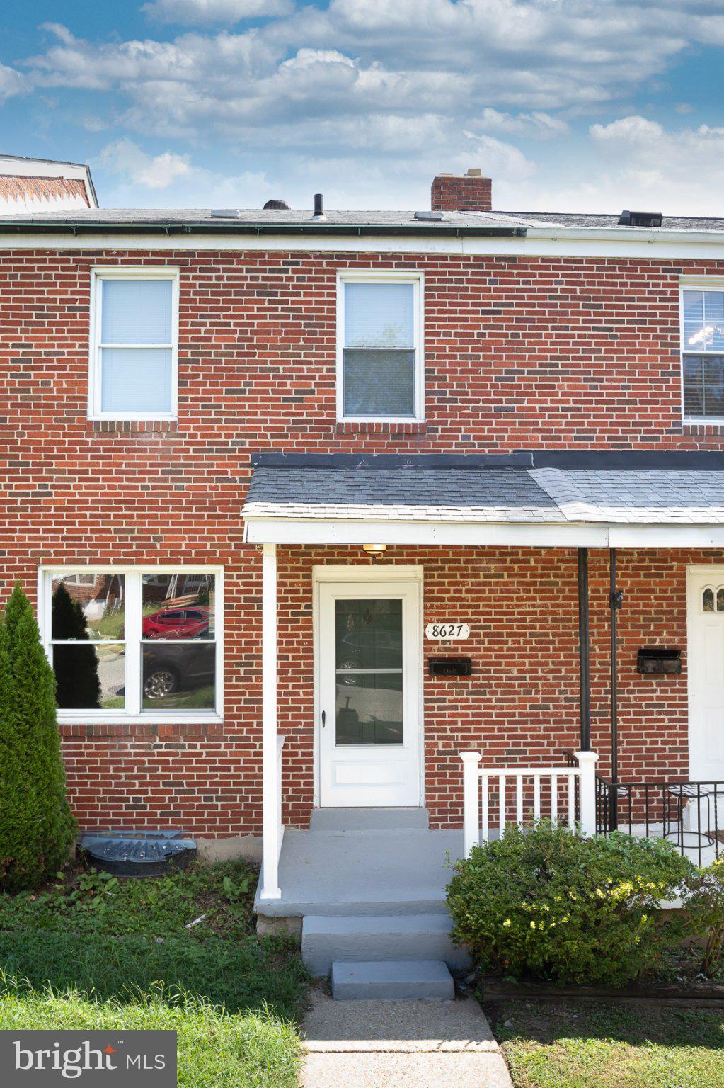 8627 WILLOW OAK ROAD