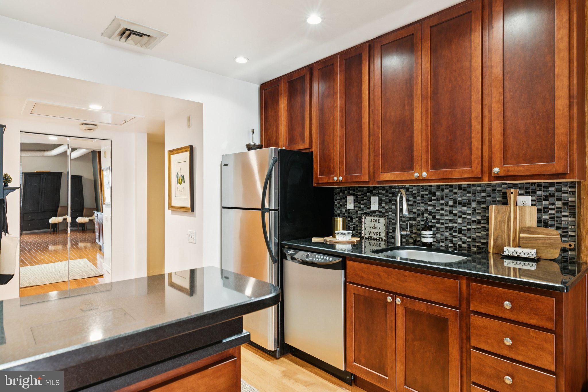 OLD CITY - Residential