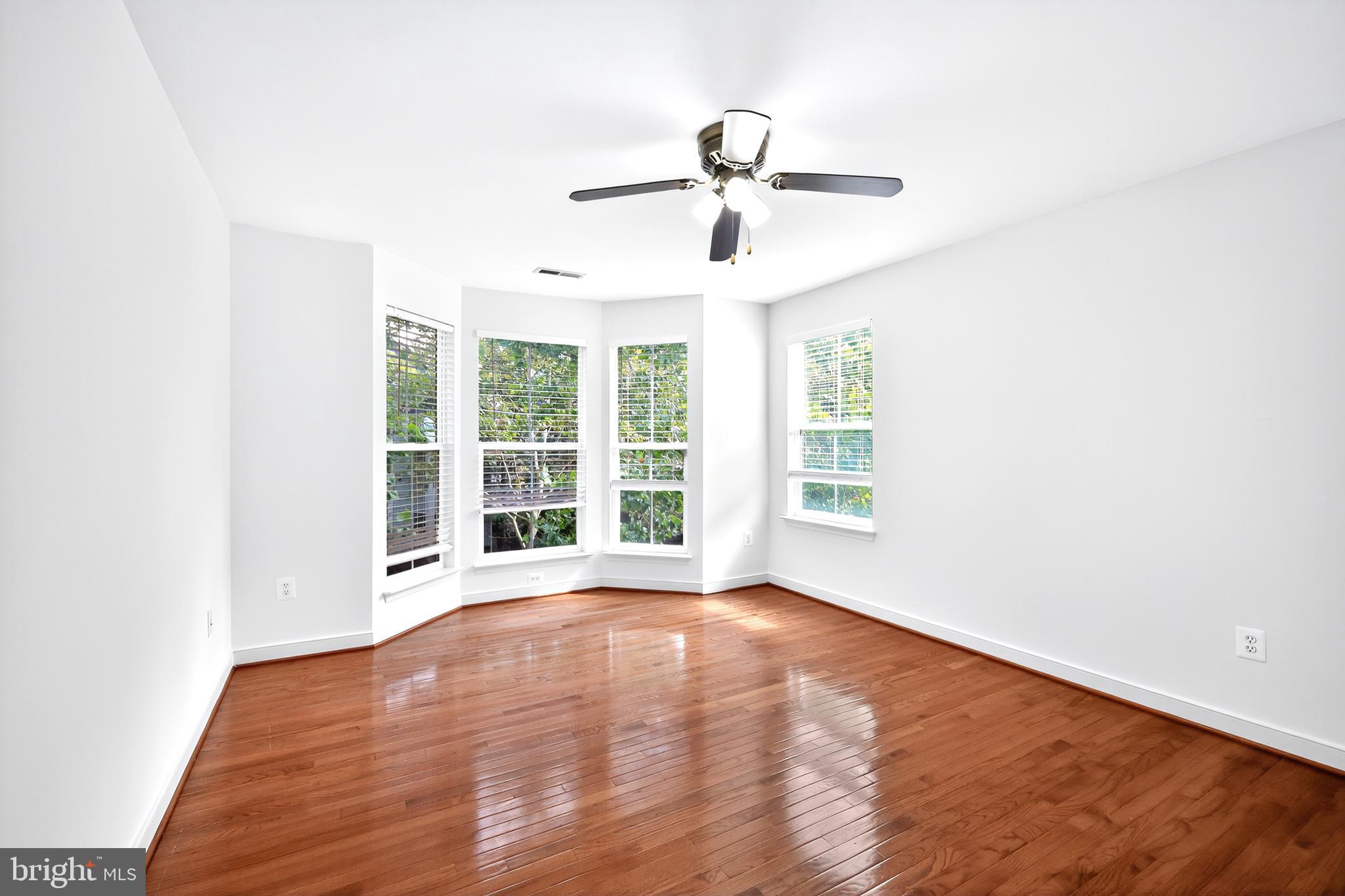 URBANA HIGHLANDS - Residential