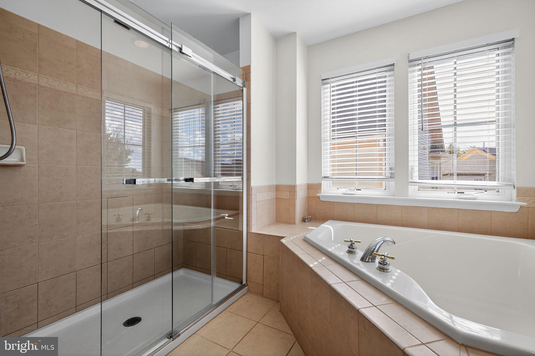 URBANA HIGHLANDS - Residential