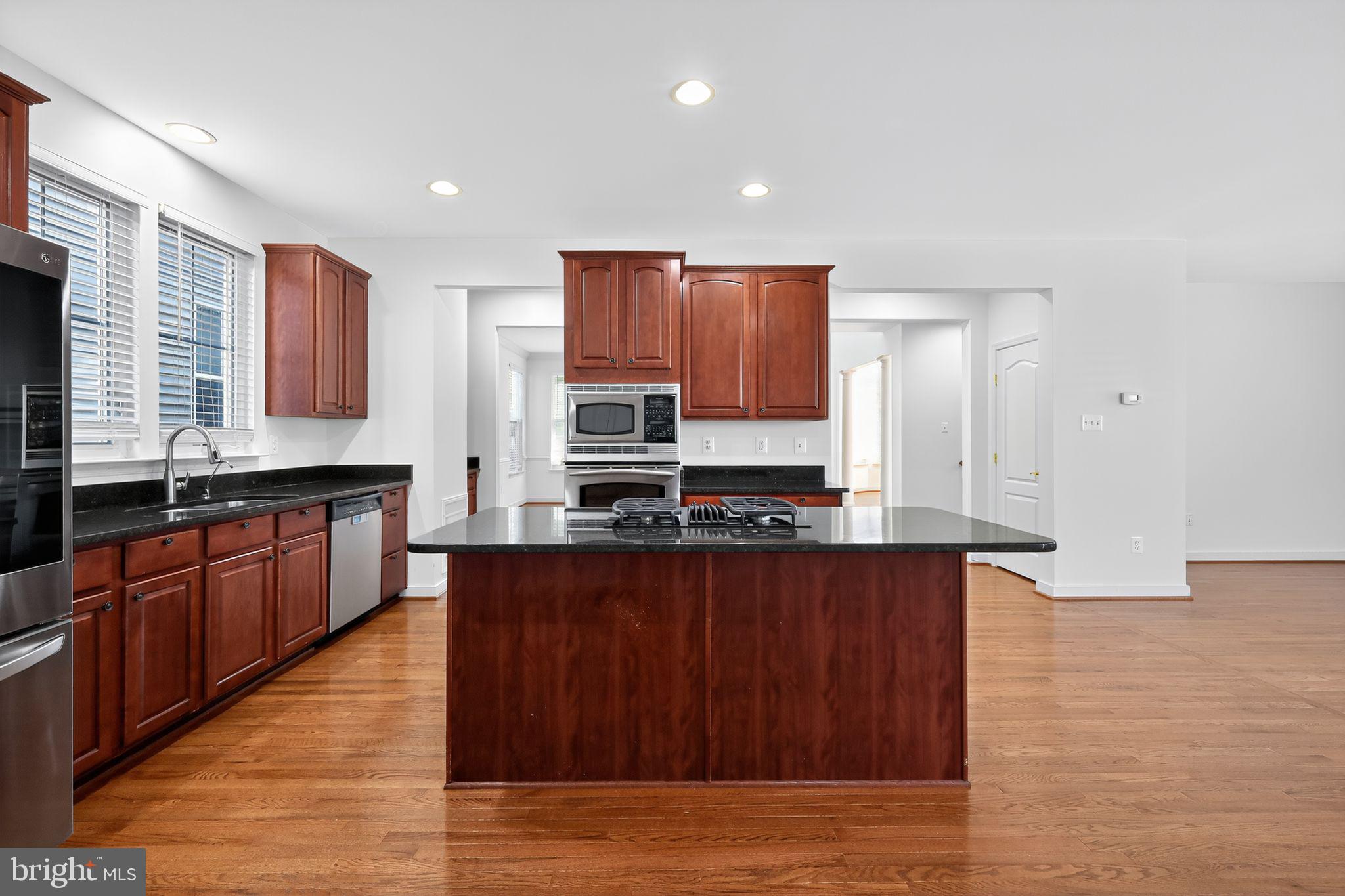 URBANA HIGHLANDS - Residential