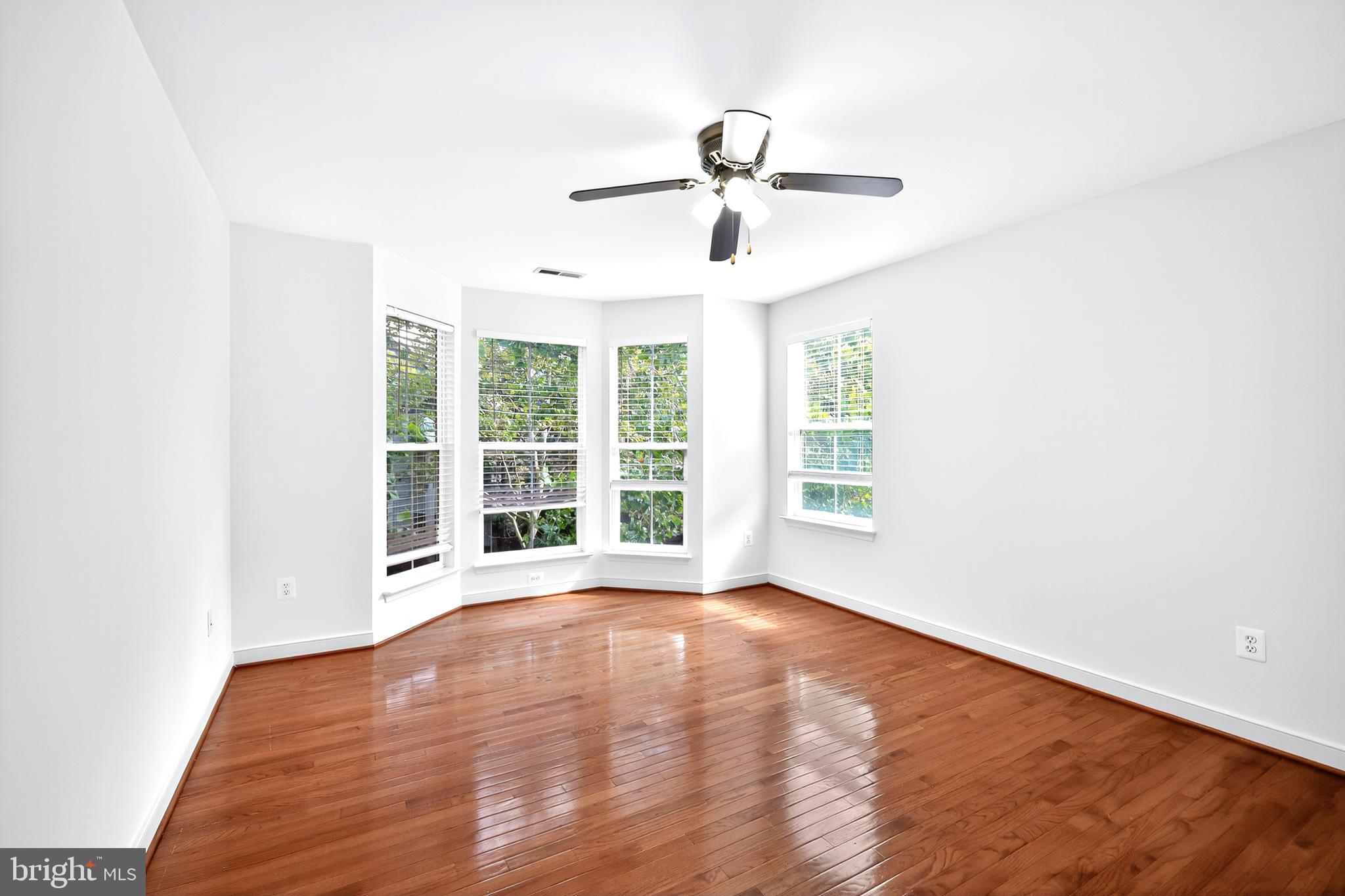 URBANA HIGHLANDS - Residential