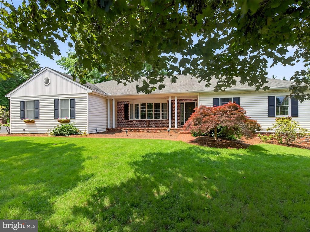 Photo of 2627 Hazelwood Road, LANCASTER, PA 17601 (MLS # PALA2070854)