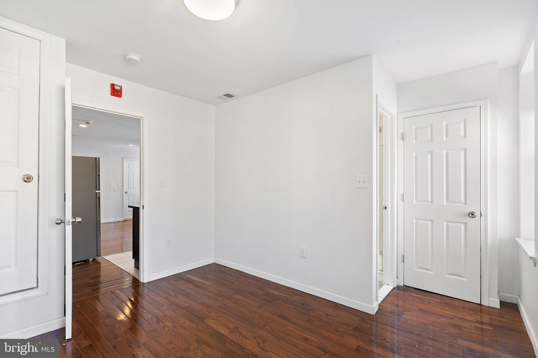 PHILADELPHIA (SOUTH) - Residential Lease