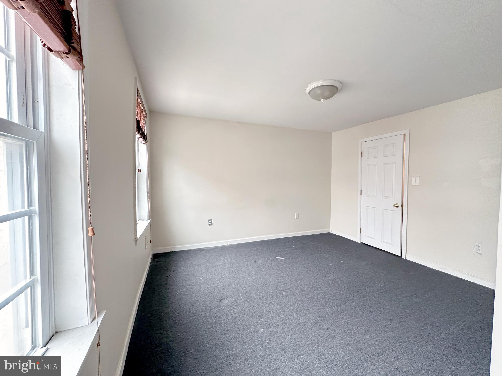 GRADUATE HOSPITAL - Residential Lease