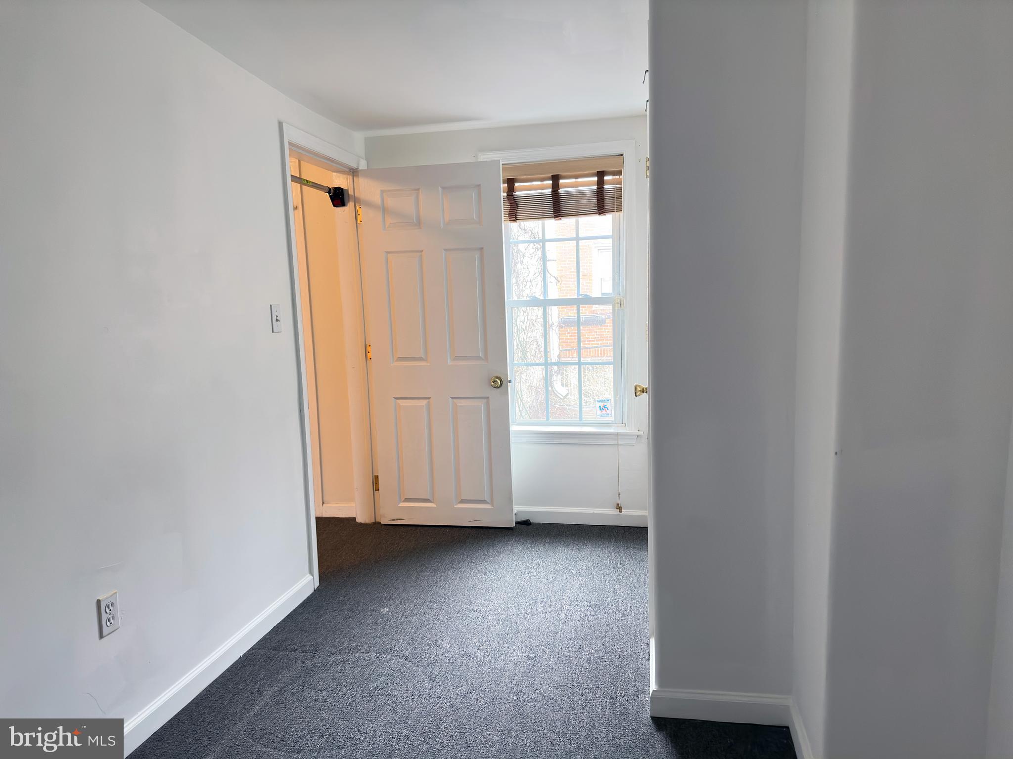 GRADUATE HOSPITAL - Residential Lease