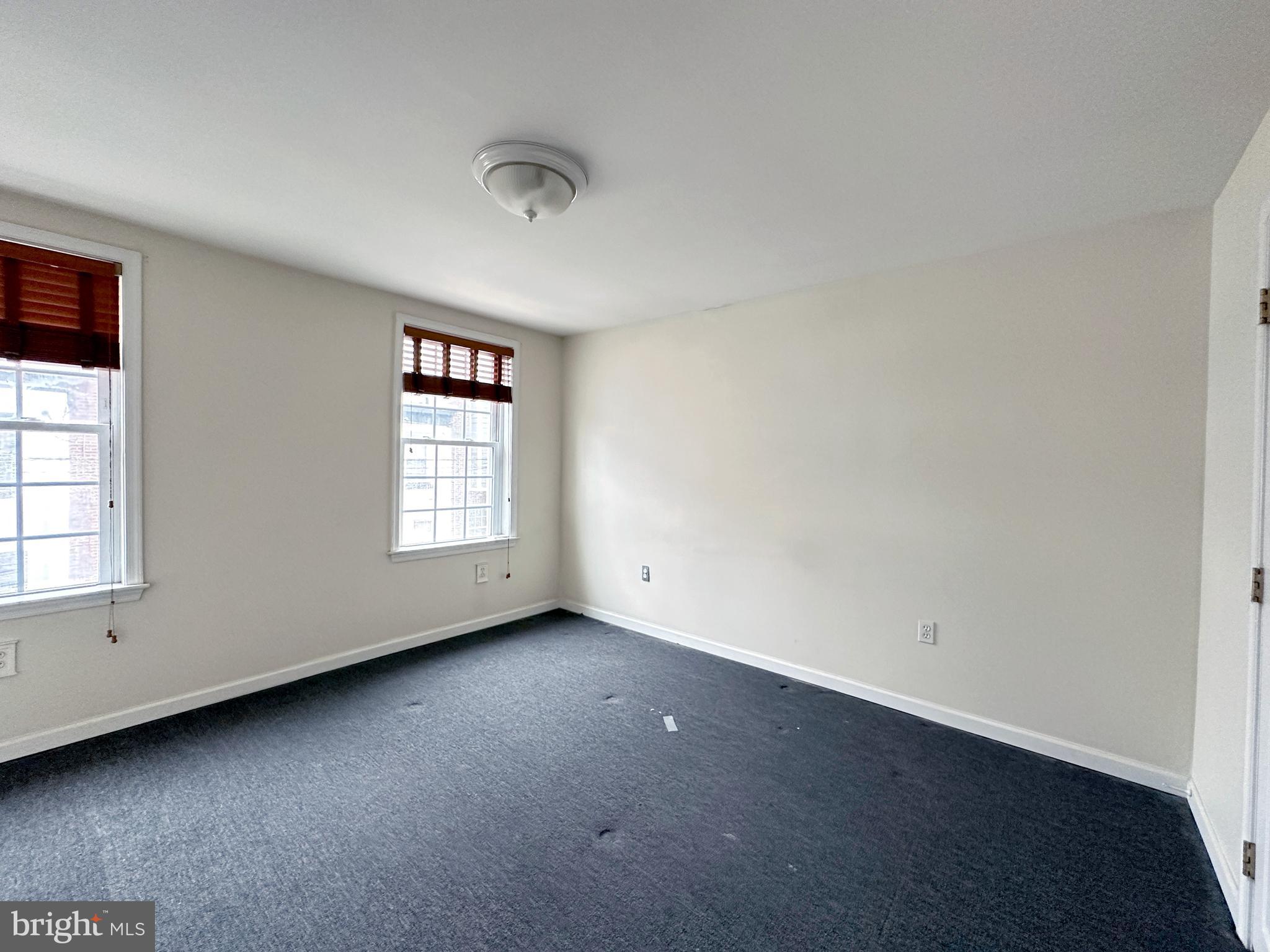 GRADUATE HOSPITAL - Residential Lease