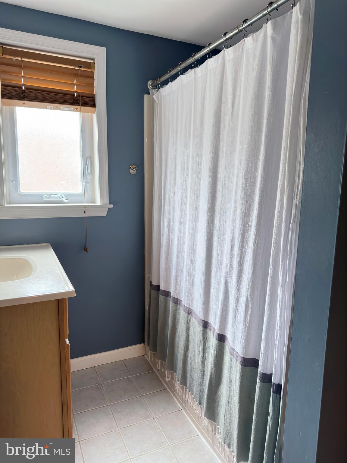 GRADUATE HOSPITAL - Residential Lease