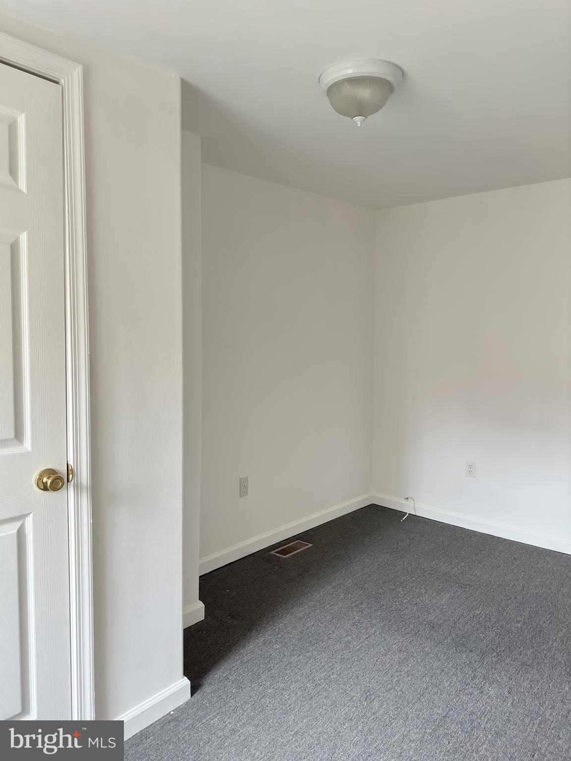 GRADUATE HOSPITAL - Residential Lease