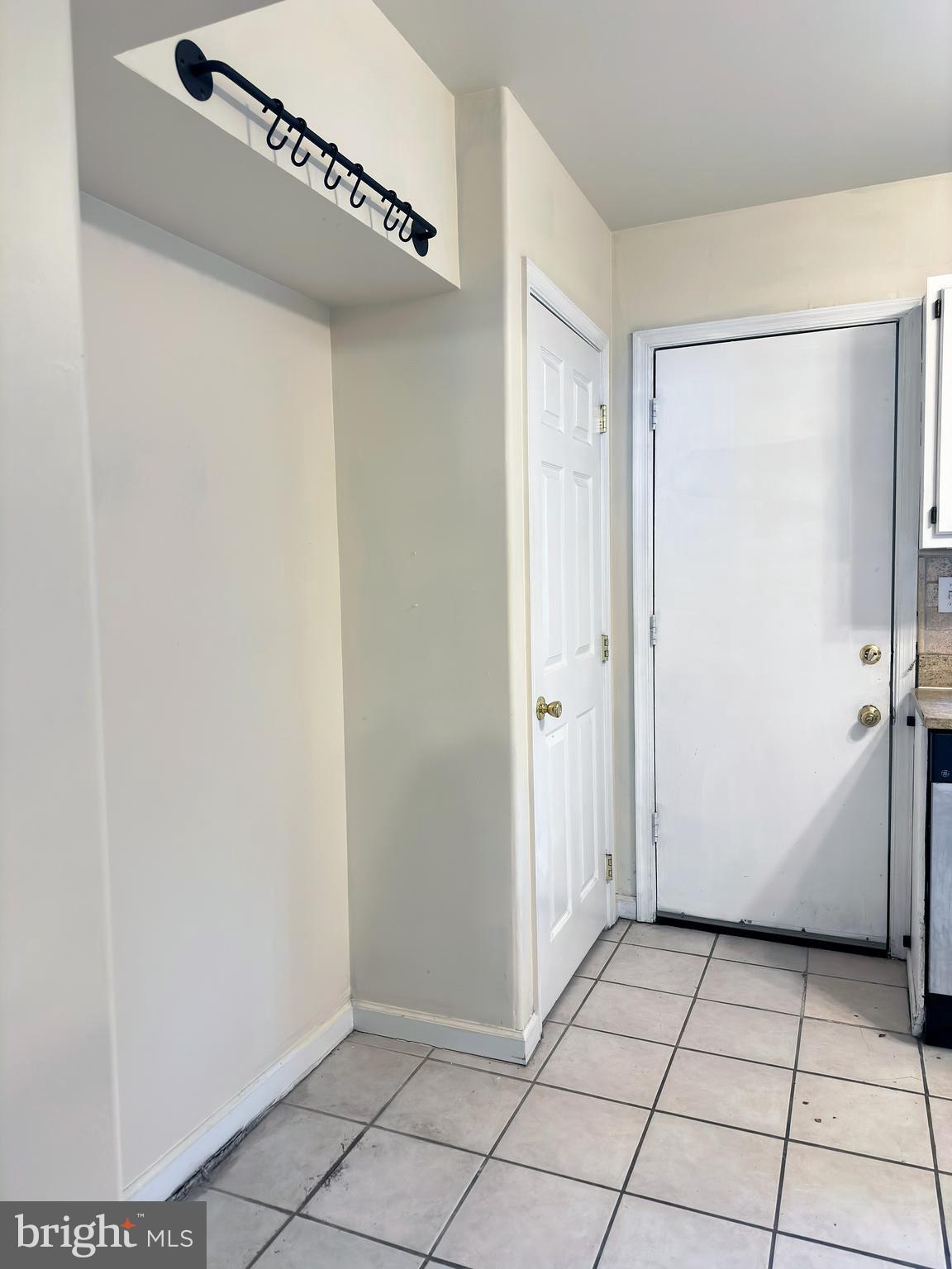 GRADUATE HOSPITAL - Residential Lease