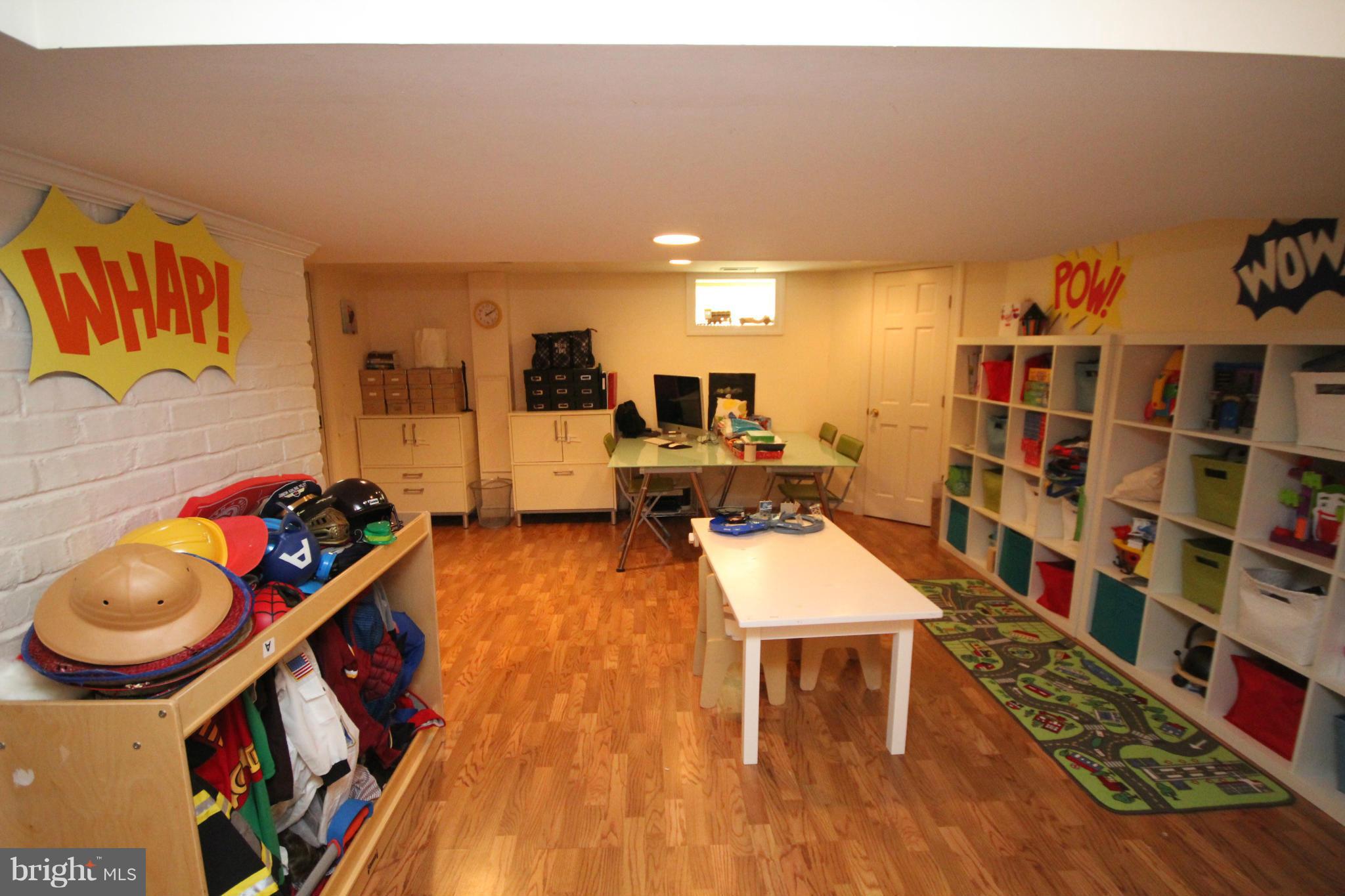 ROSEMONT - Residential Lease