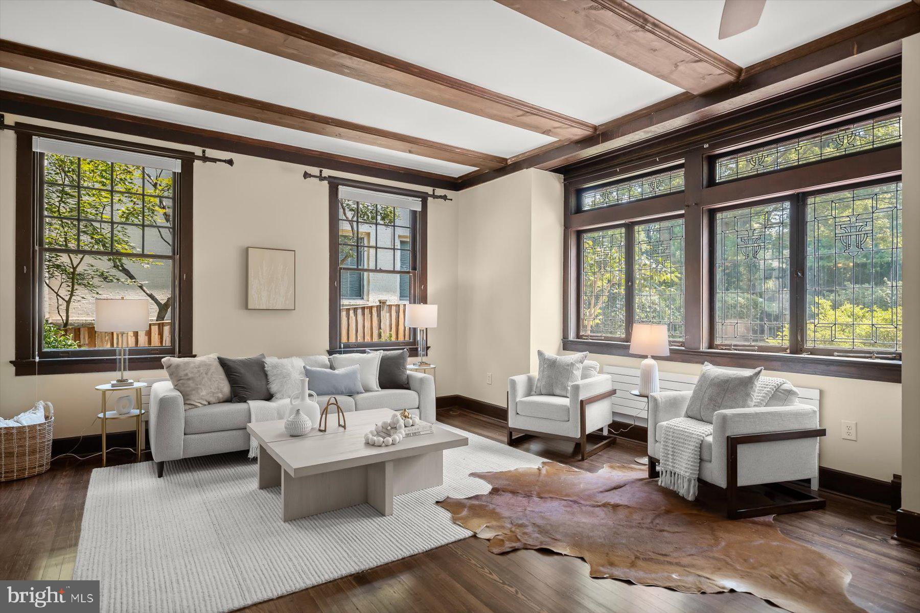 LORCOM GROVE - Residential