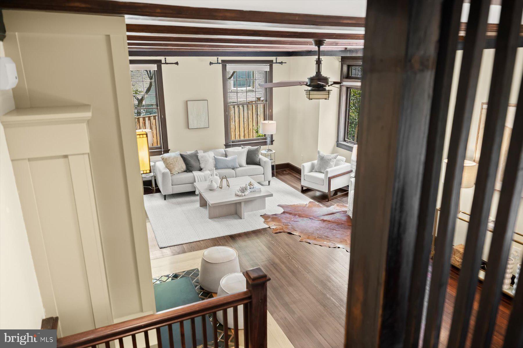 LORCOM GROVE - Residential