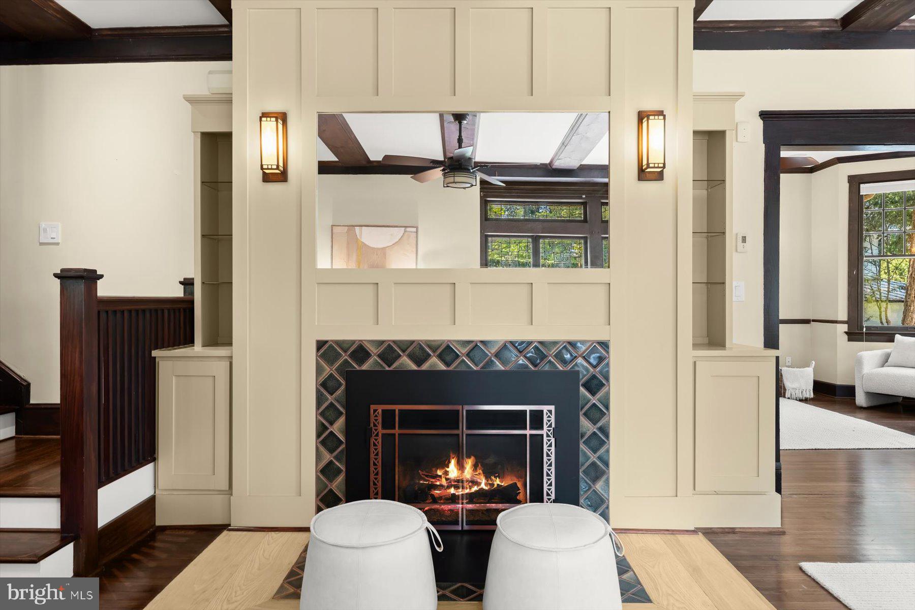 LORCOM GROVE - Residential