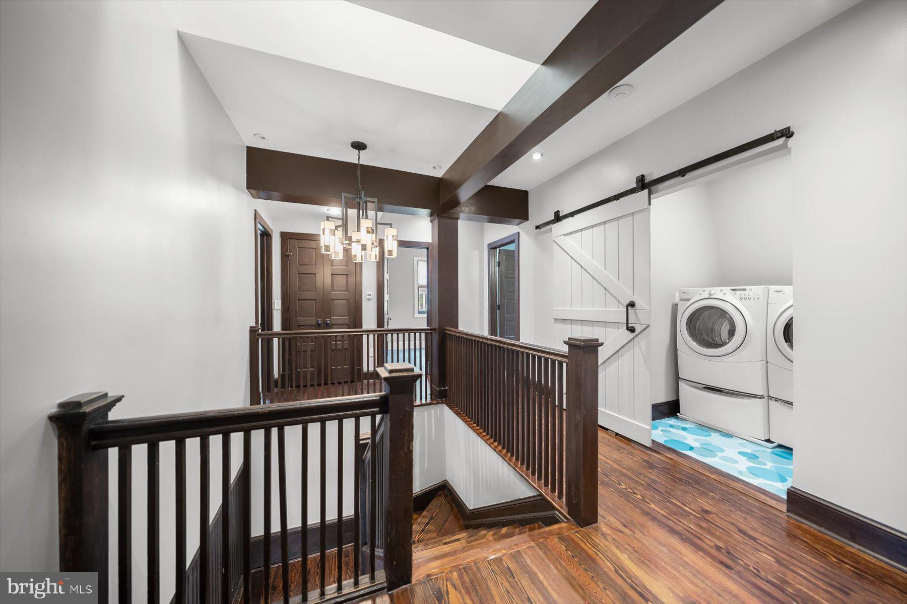 LORCOM GROVE - Residential