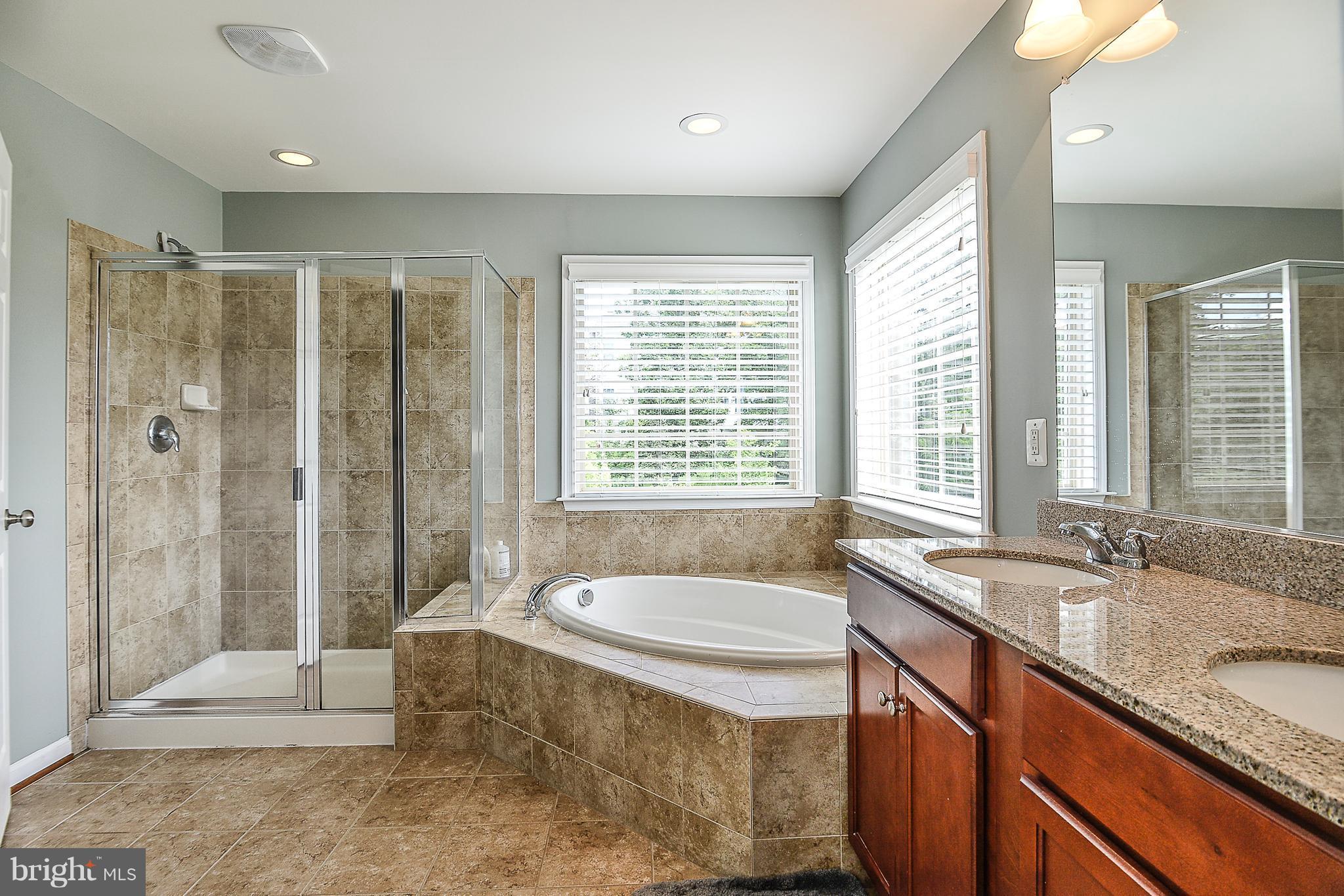 ALEXANDERS CHASE - Residential