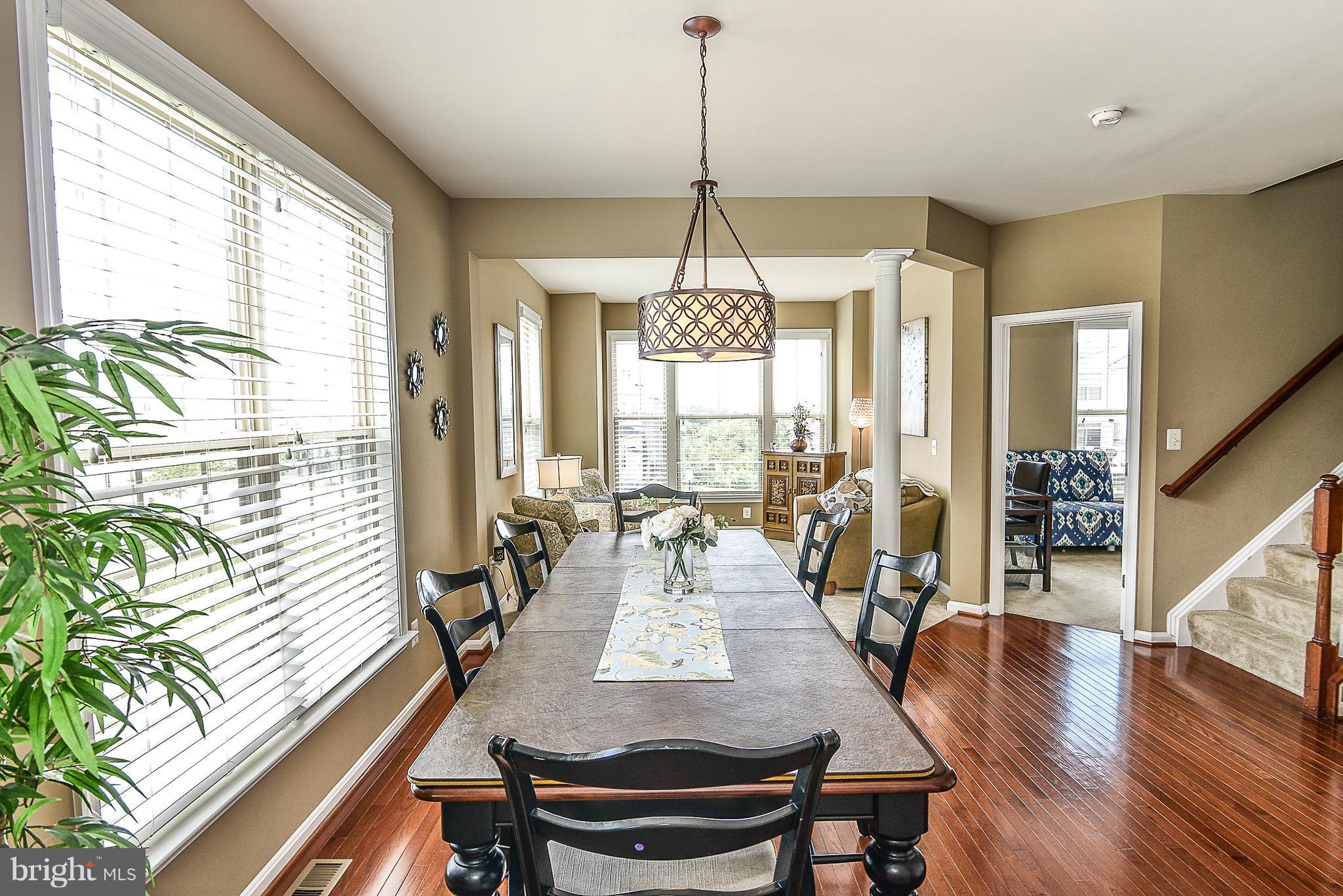 ALEXANDERS CHASE - Residential