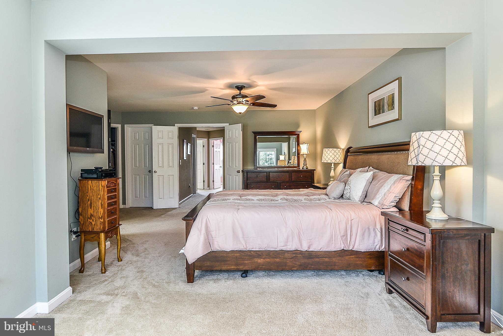 ALEXANDERS CHASE - Residential