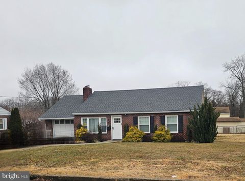 Photo of 64 Sparks Avenue, PENNSVILLE, NJ 08070 (MLS # NJSA2018100)