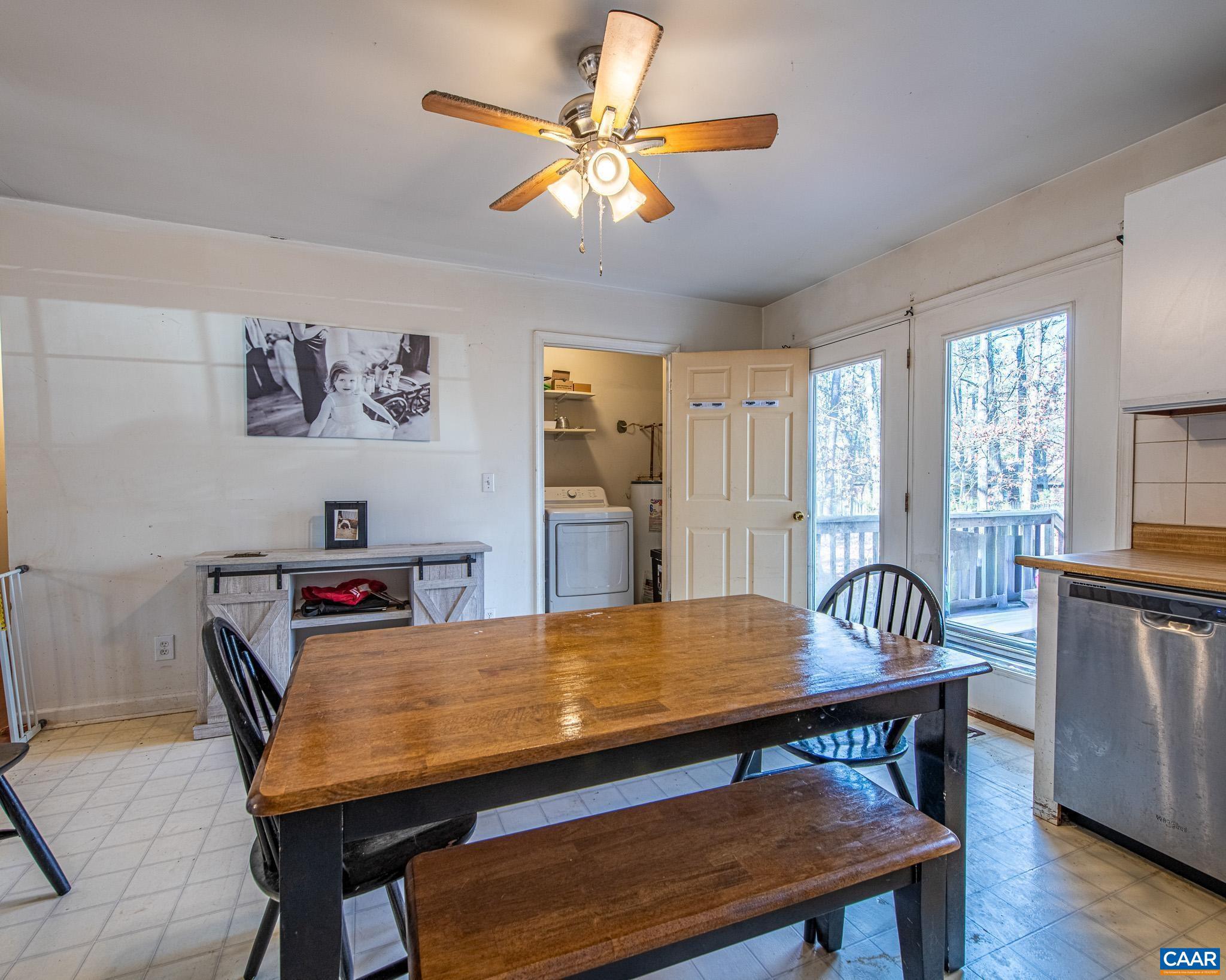 LAKE MONTICELLO - Residential