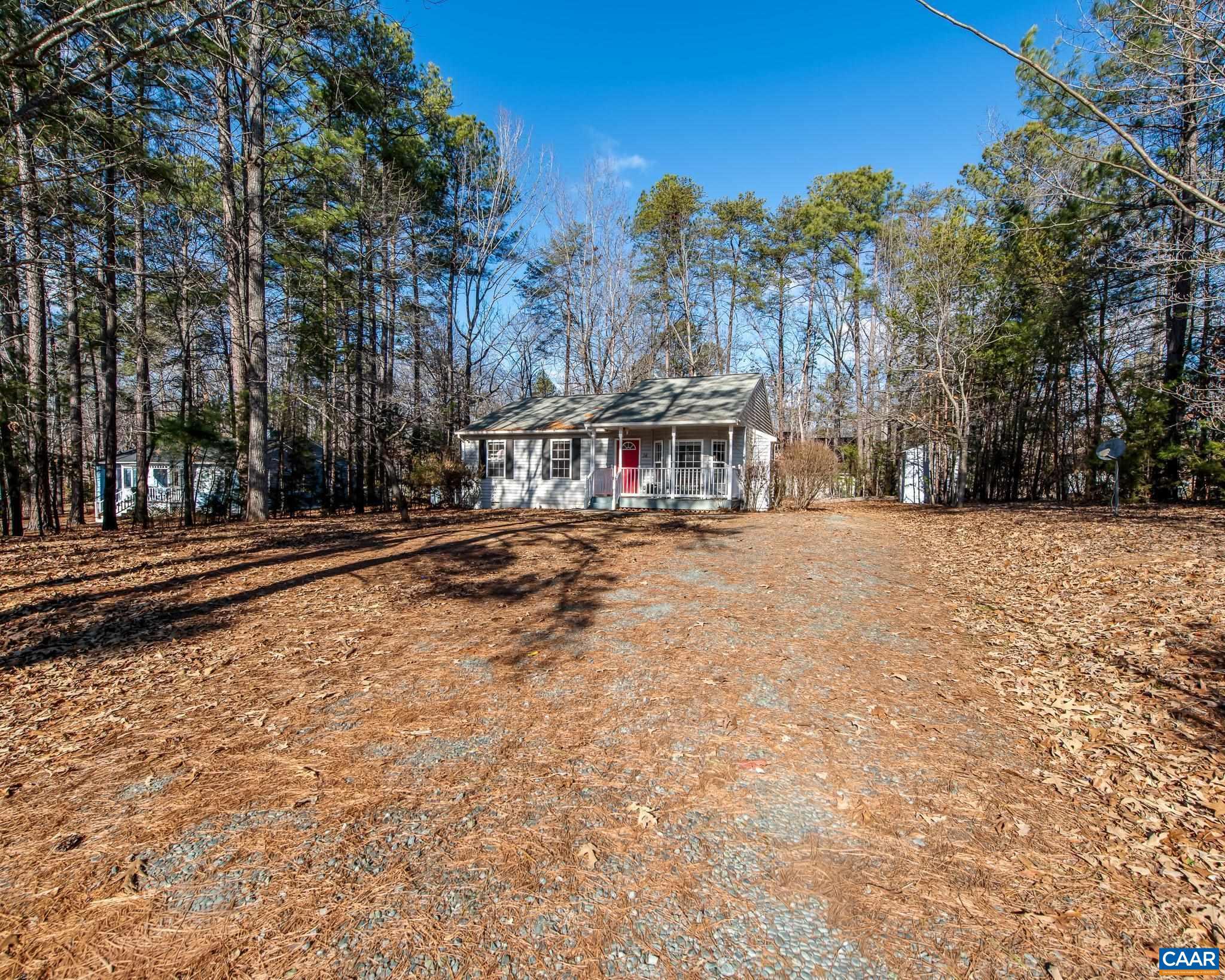 LAKE MONTICELLO - Residential