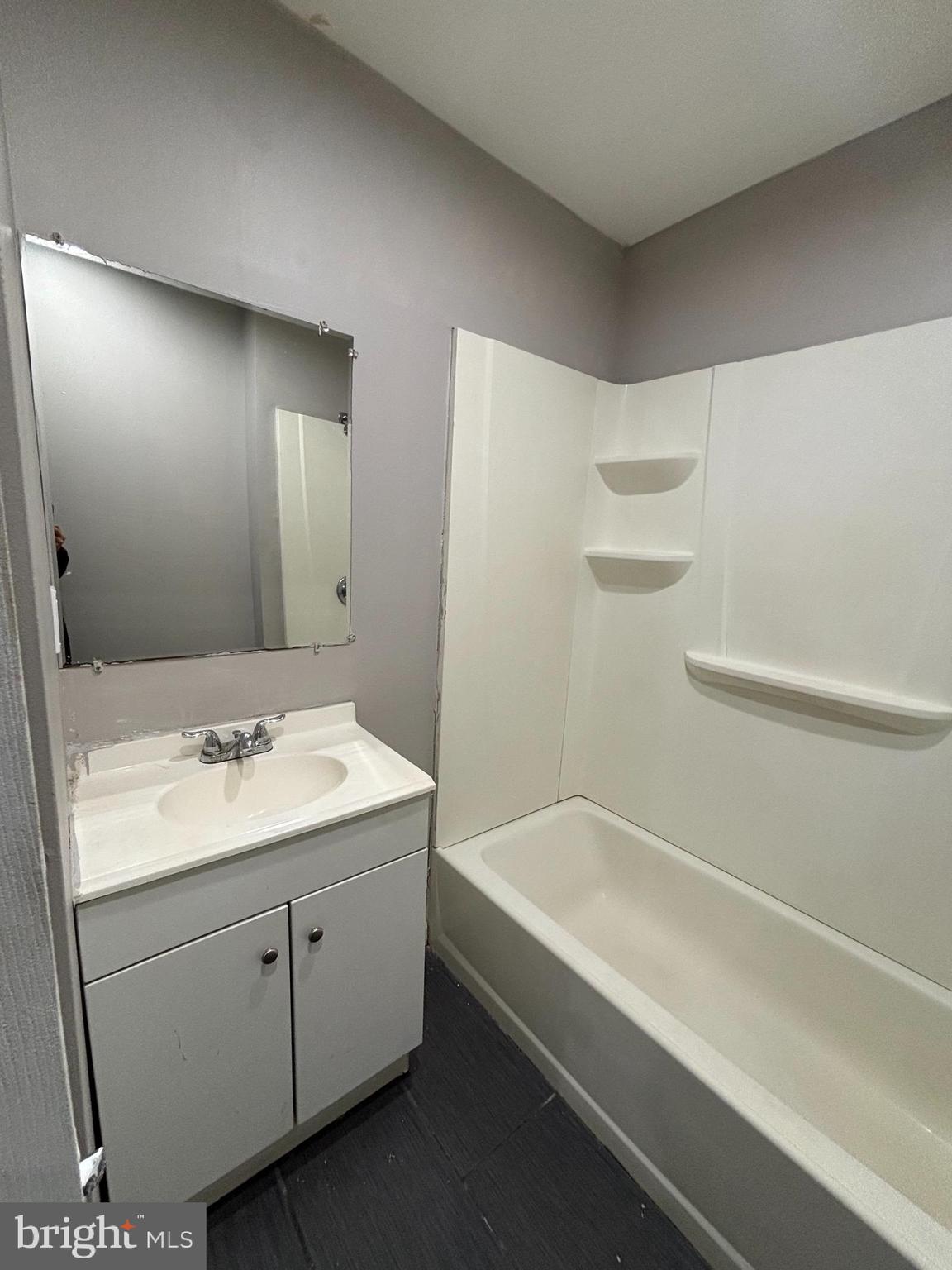 KENSINGTON - Residential