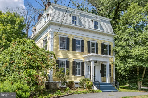 2805 Main Street, Lawrenceville, NJ MLS: NJME2077512