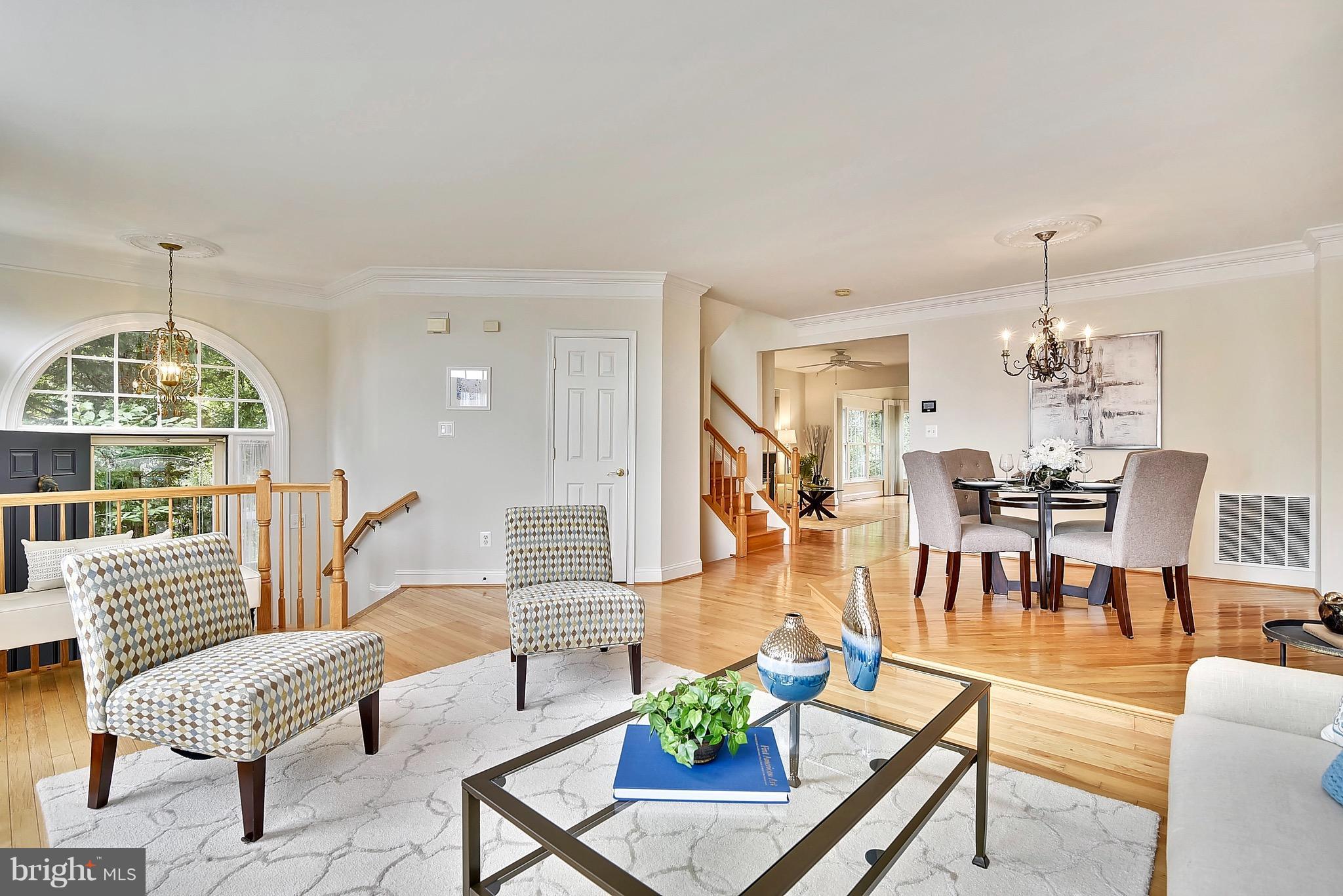 GOVERNORS HILL - Residential