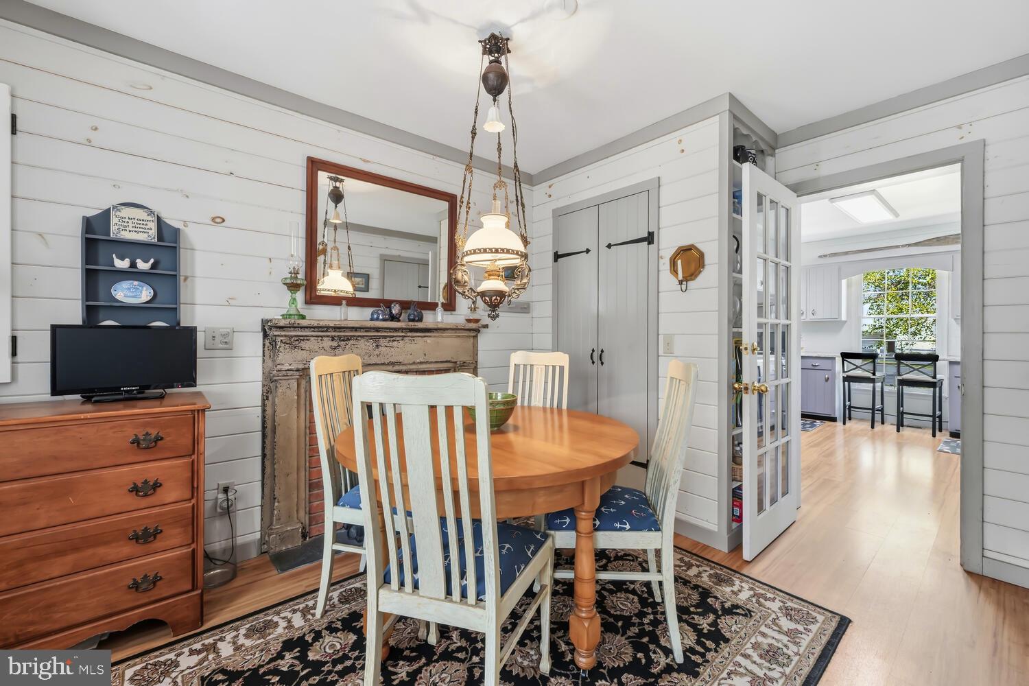 BENTLEY HAY - Residential