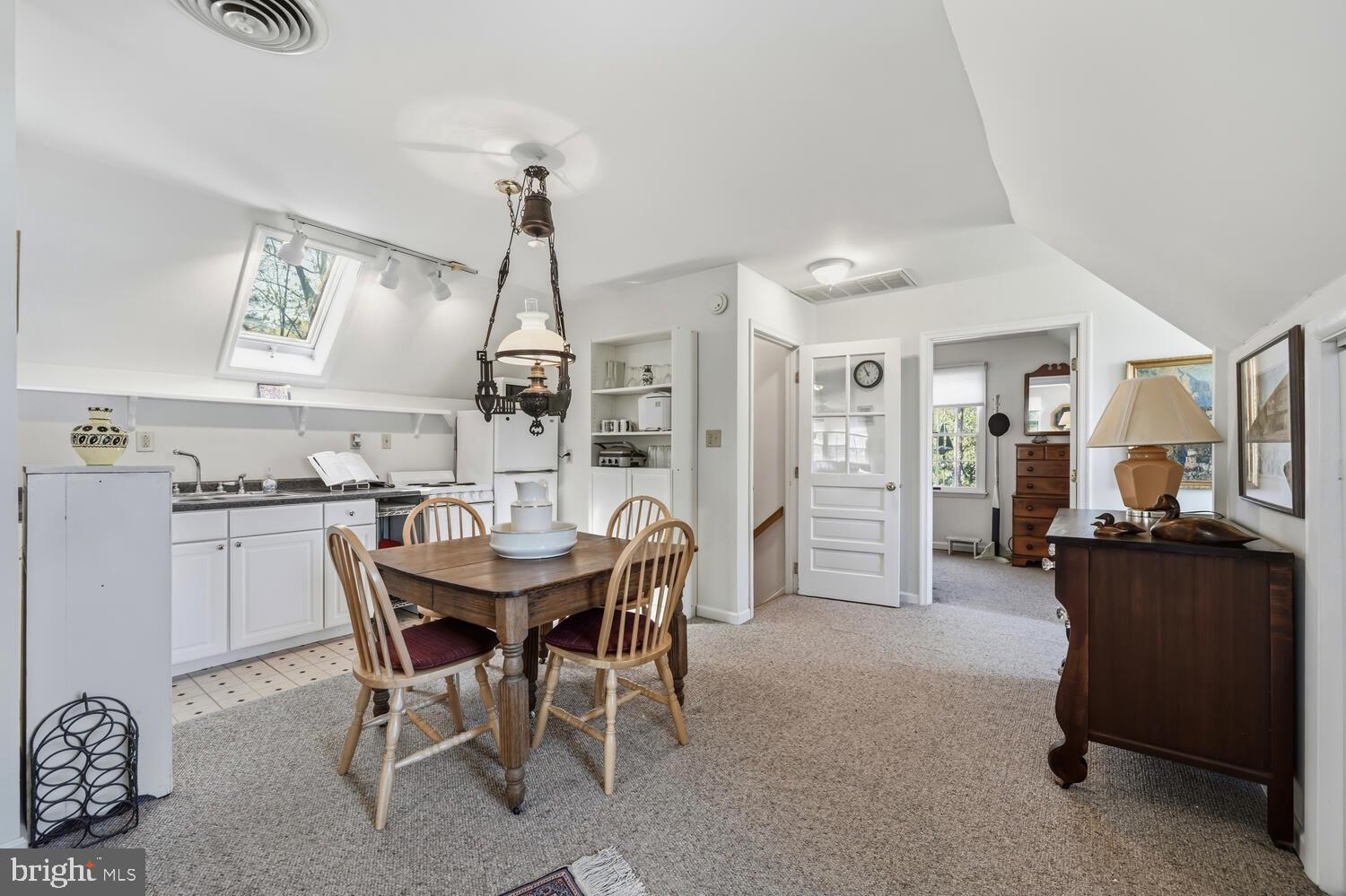 BENTLEY HAY - Residential