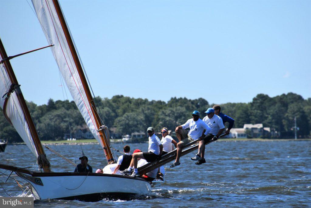 BENTLEY HAY - Residential