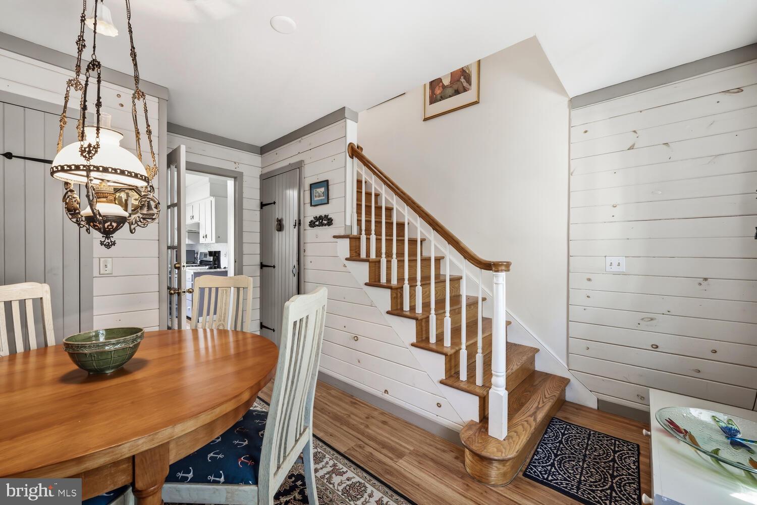 BENTLEY HAY - Residential