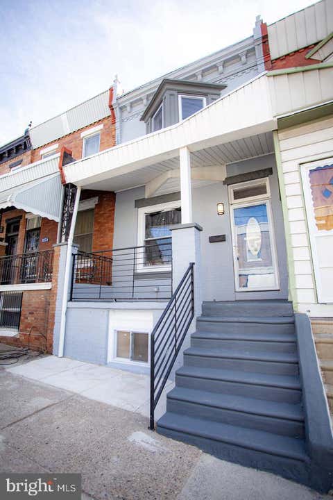Townhouse For Sale - 1537 N 30th Street<br/> PHILADELPHIA, PA 19121
