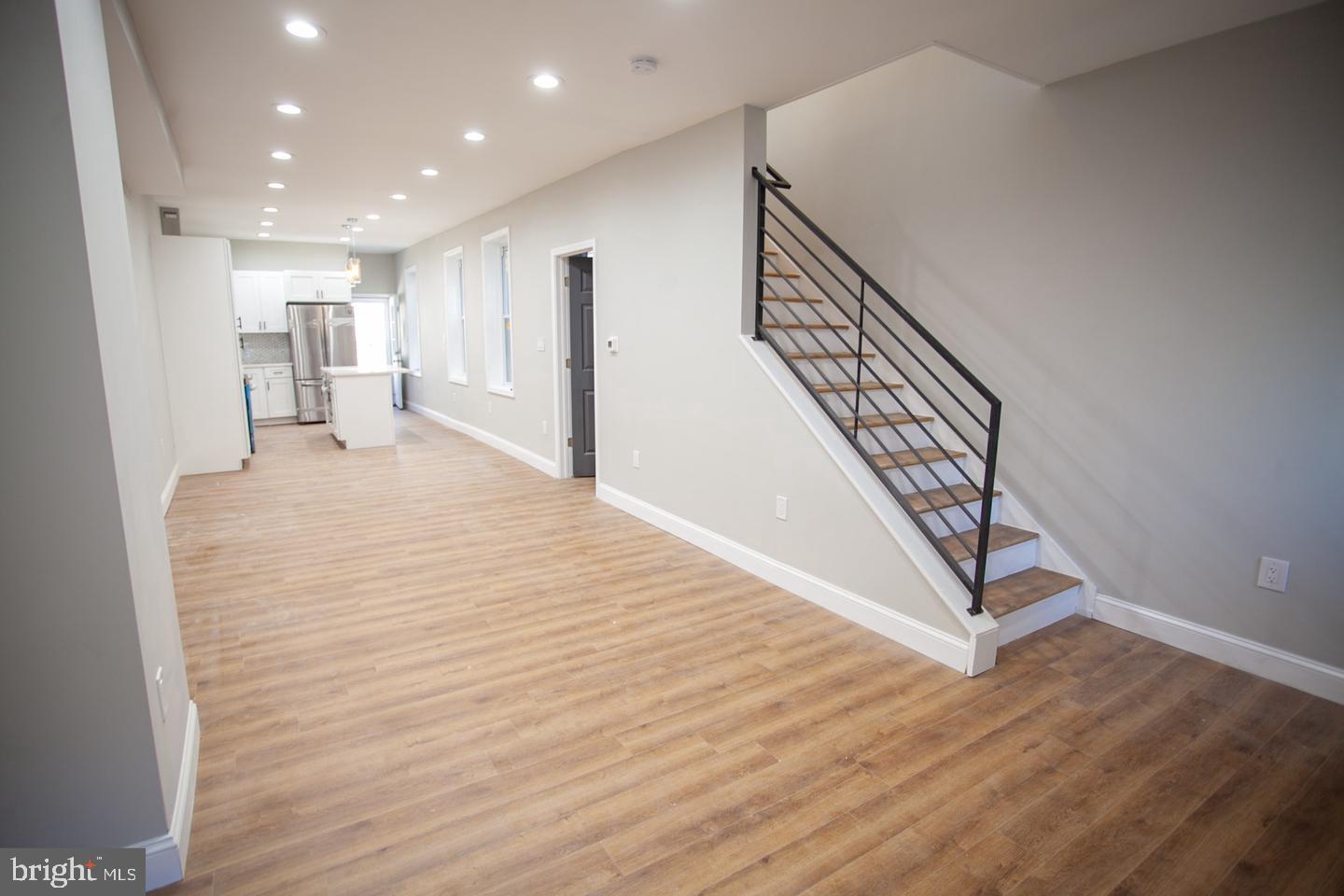 1537 N 30TH STREET